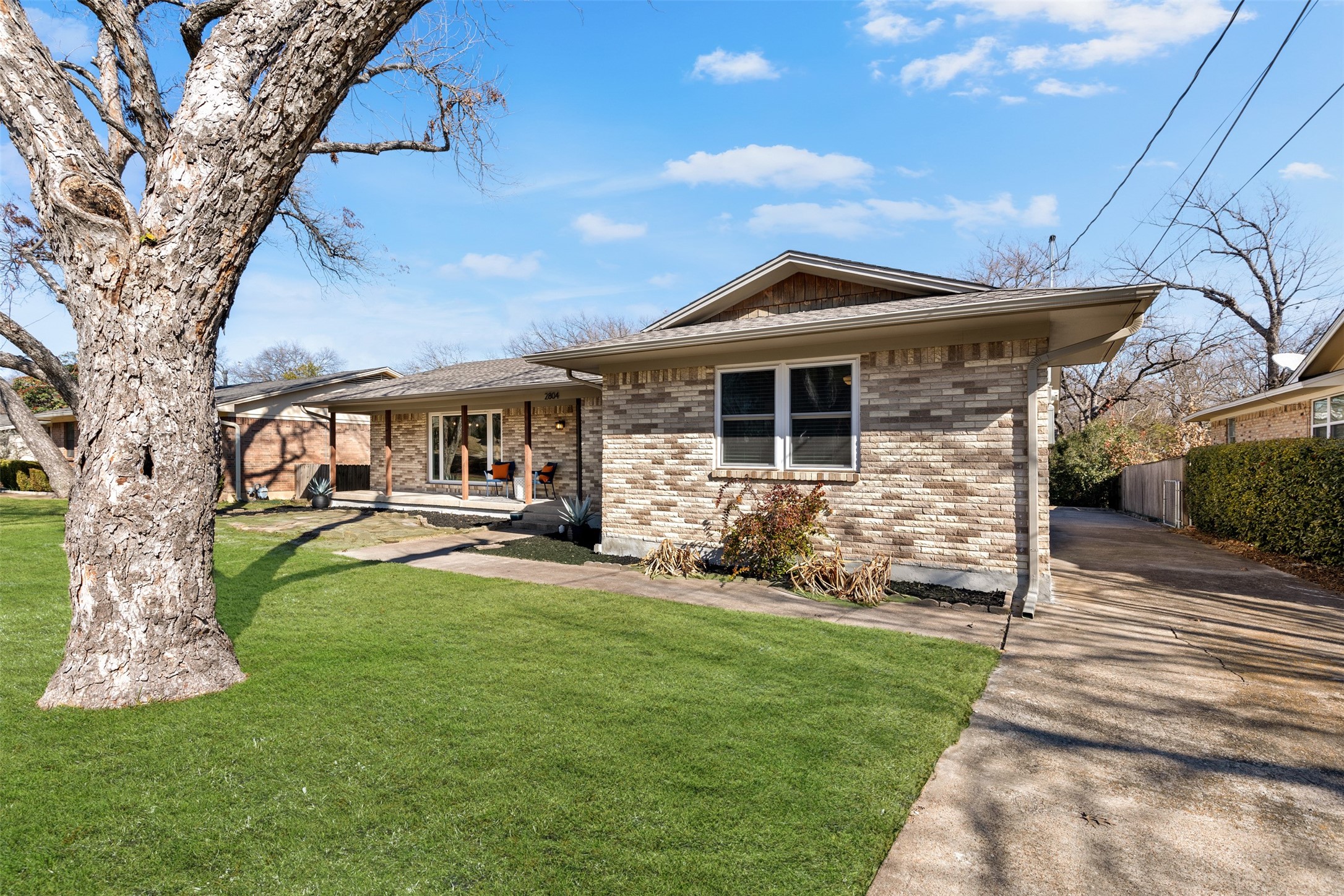 2804 Ripplewood Drive