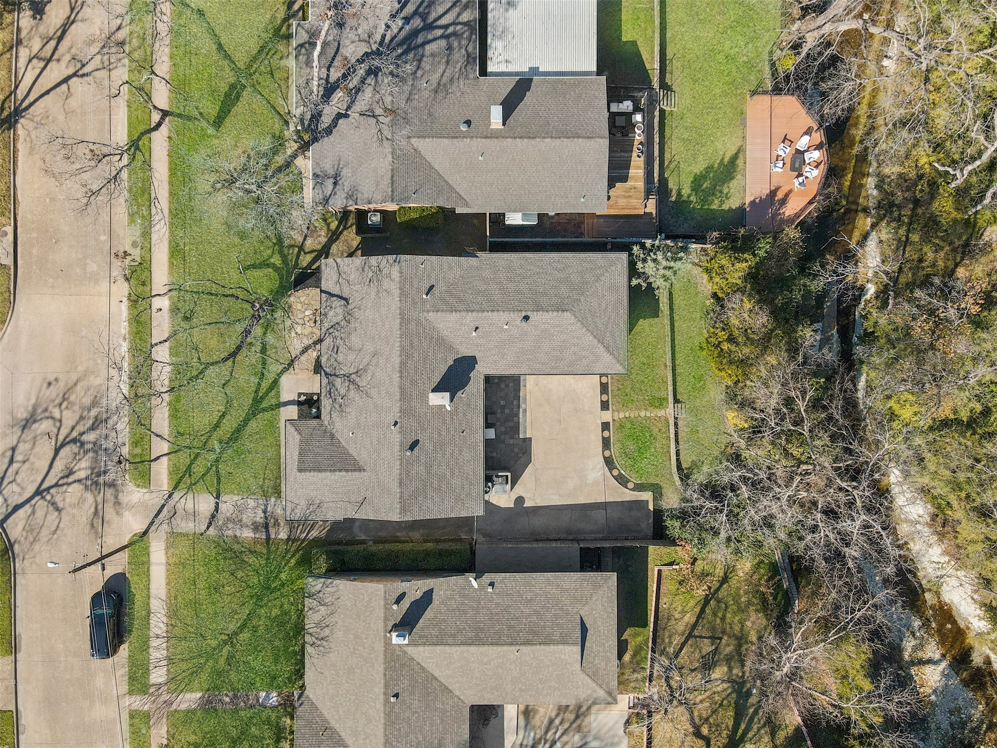 2804 Ripplewood Drive