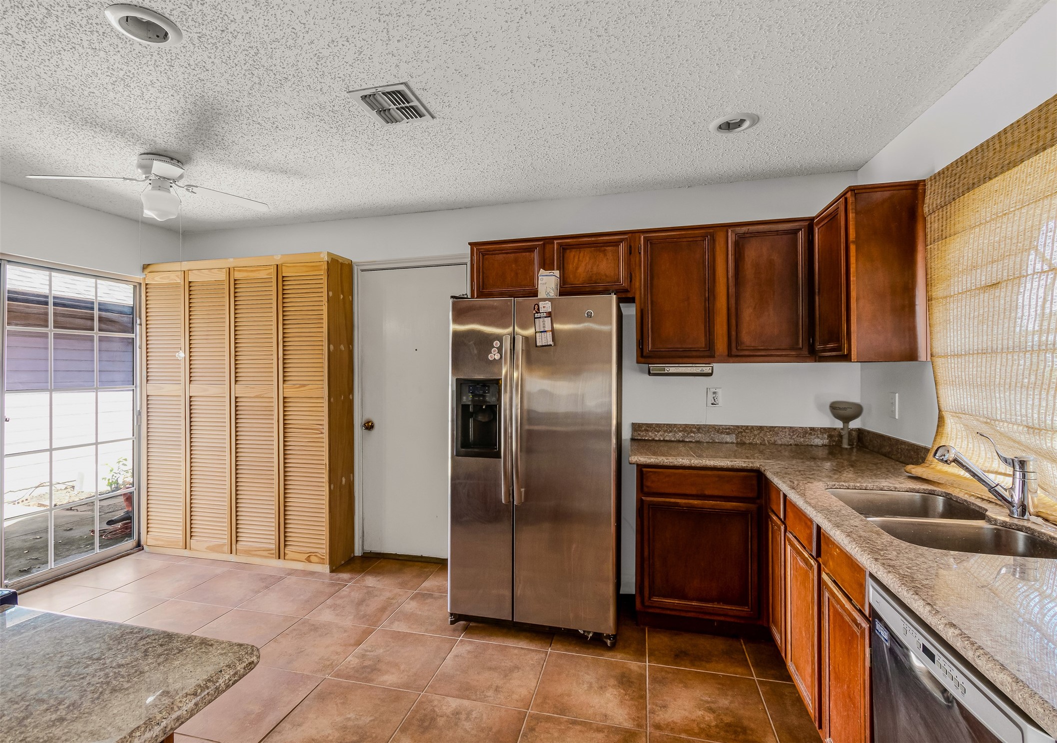 1404 Poplar Drive
