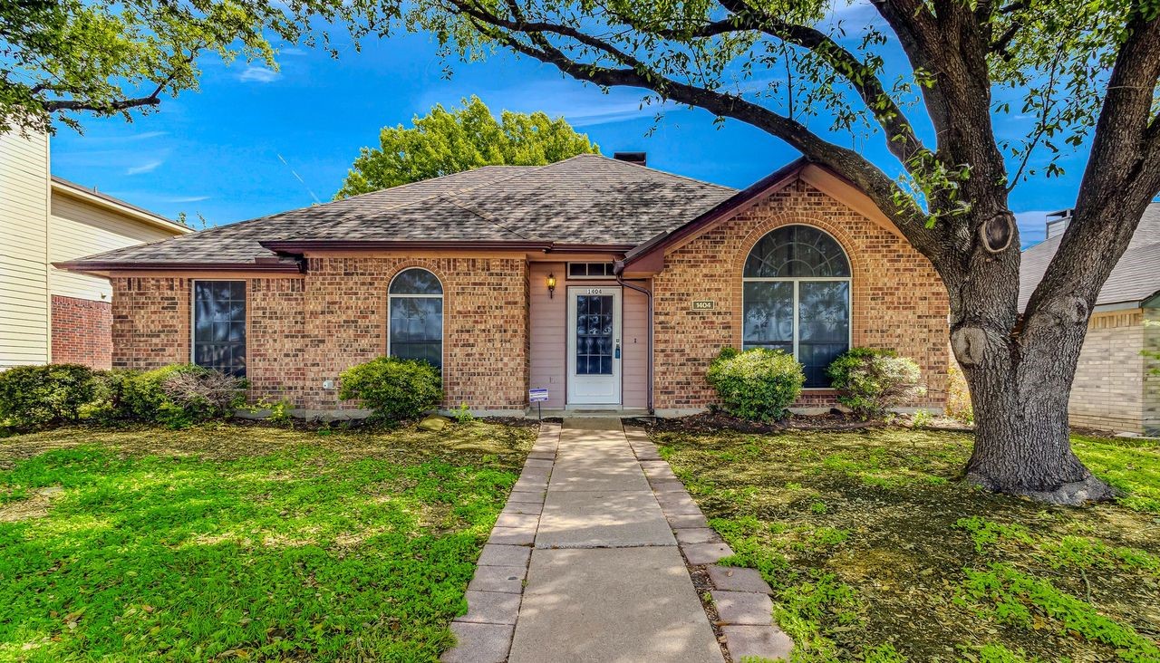 1404 Poplar Drive
