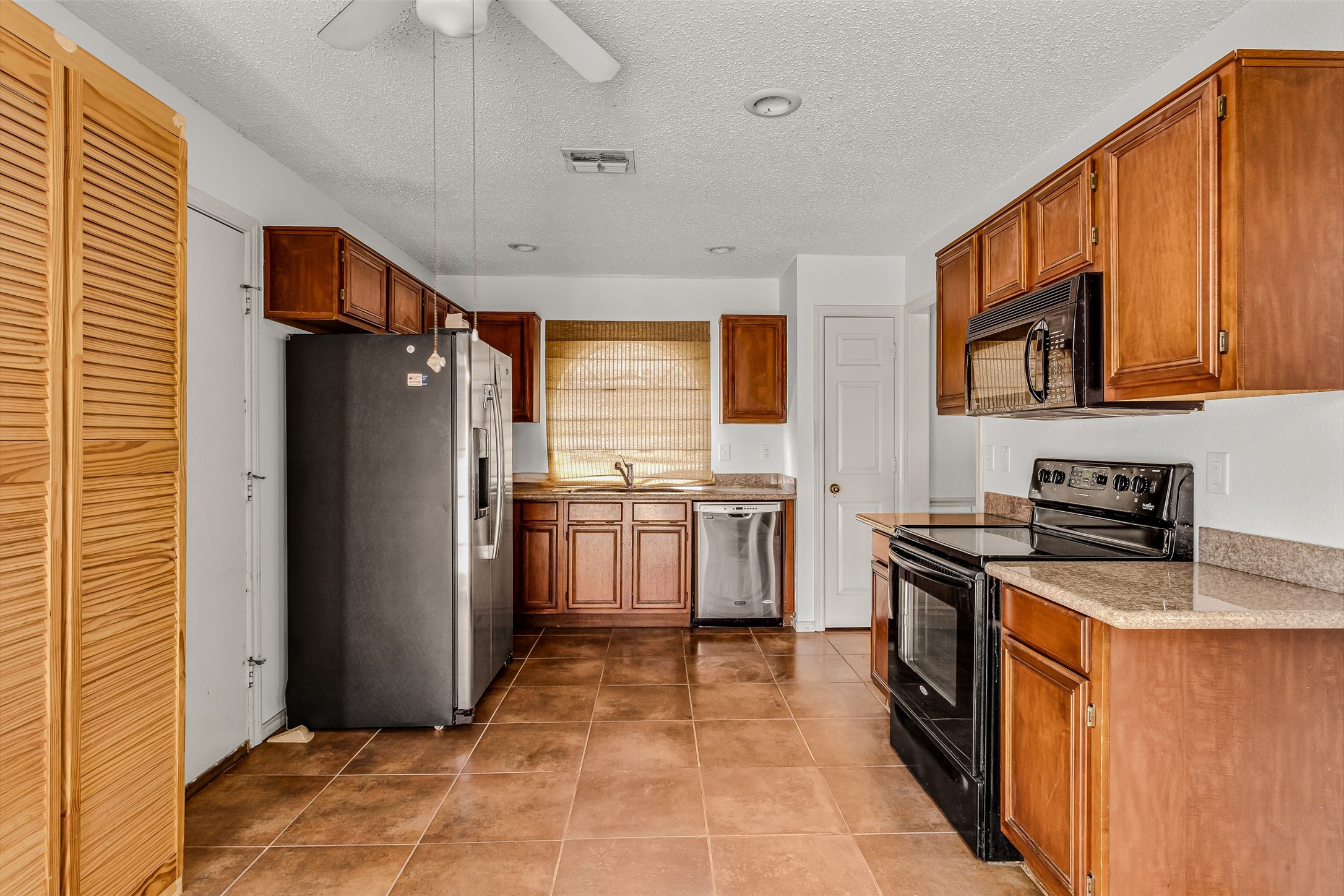 1404 Poplar Drive