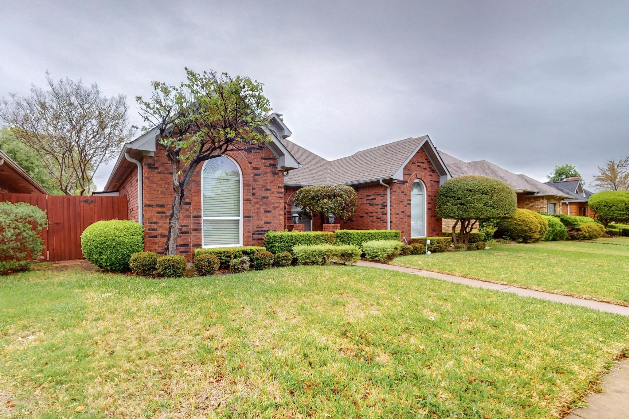 2725 Big Oaks Drive