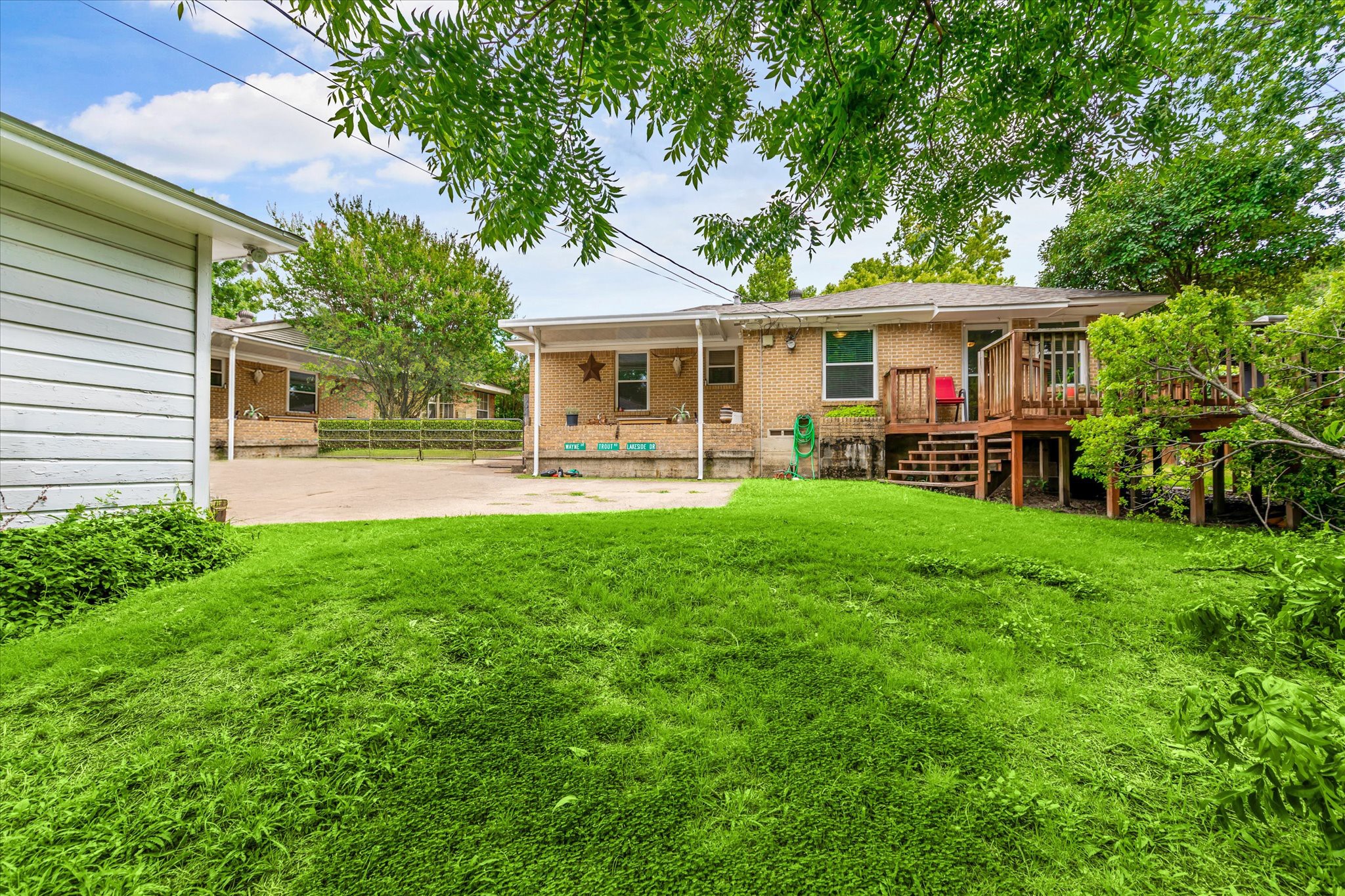 8917 Westglen Drive