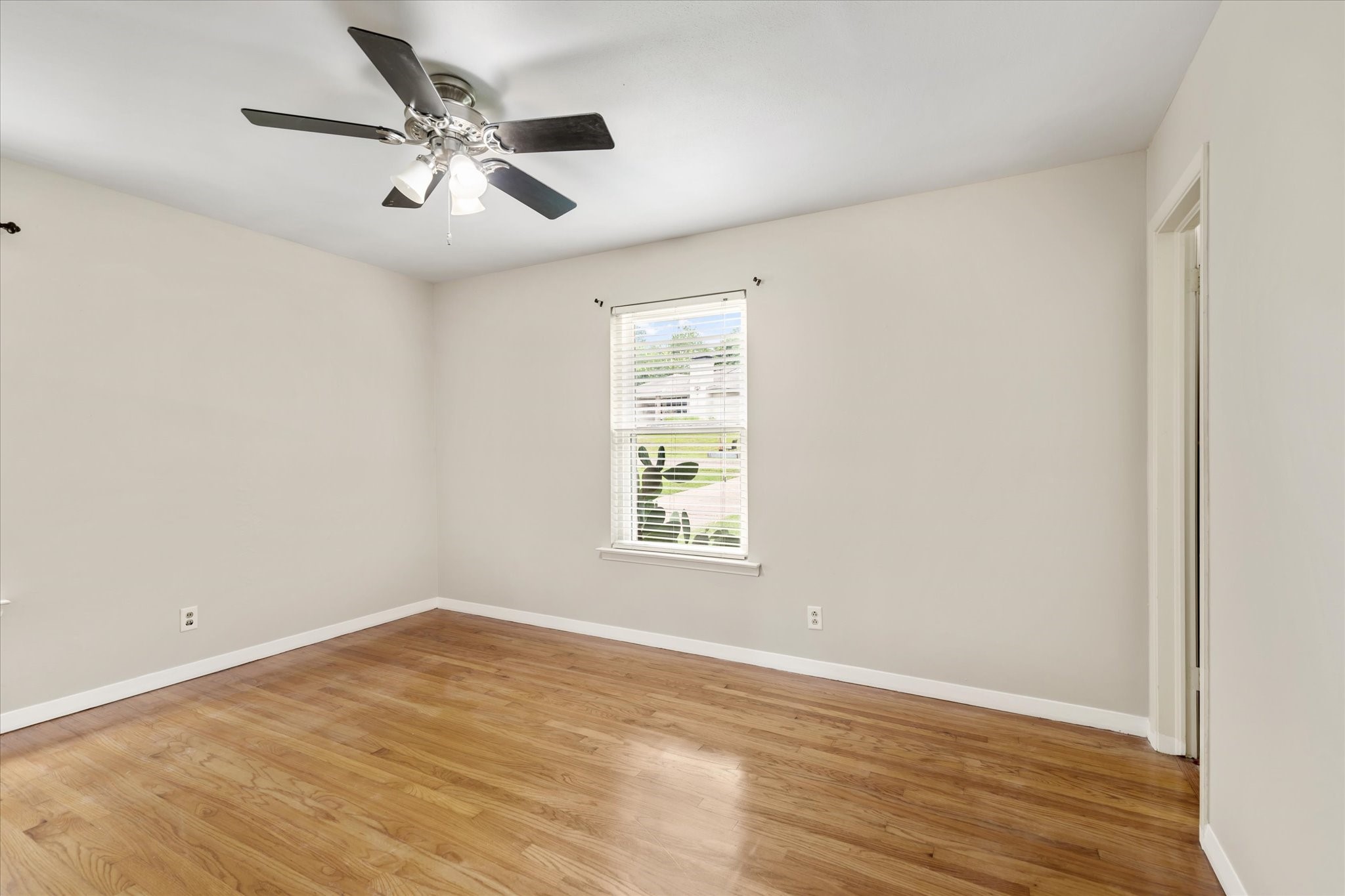 8917 Westglen Drive