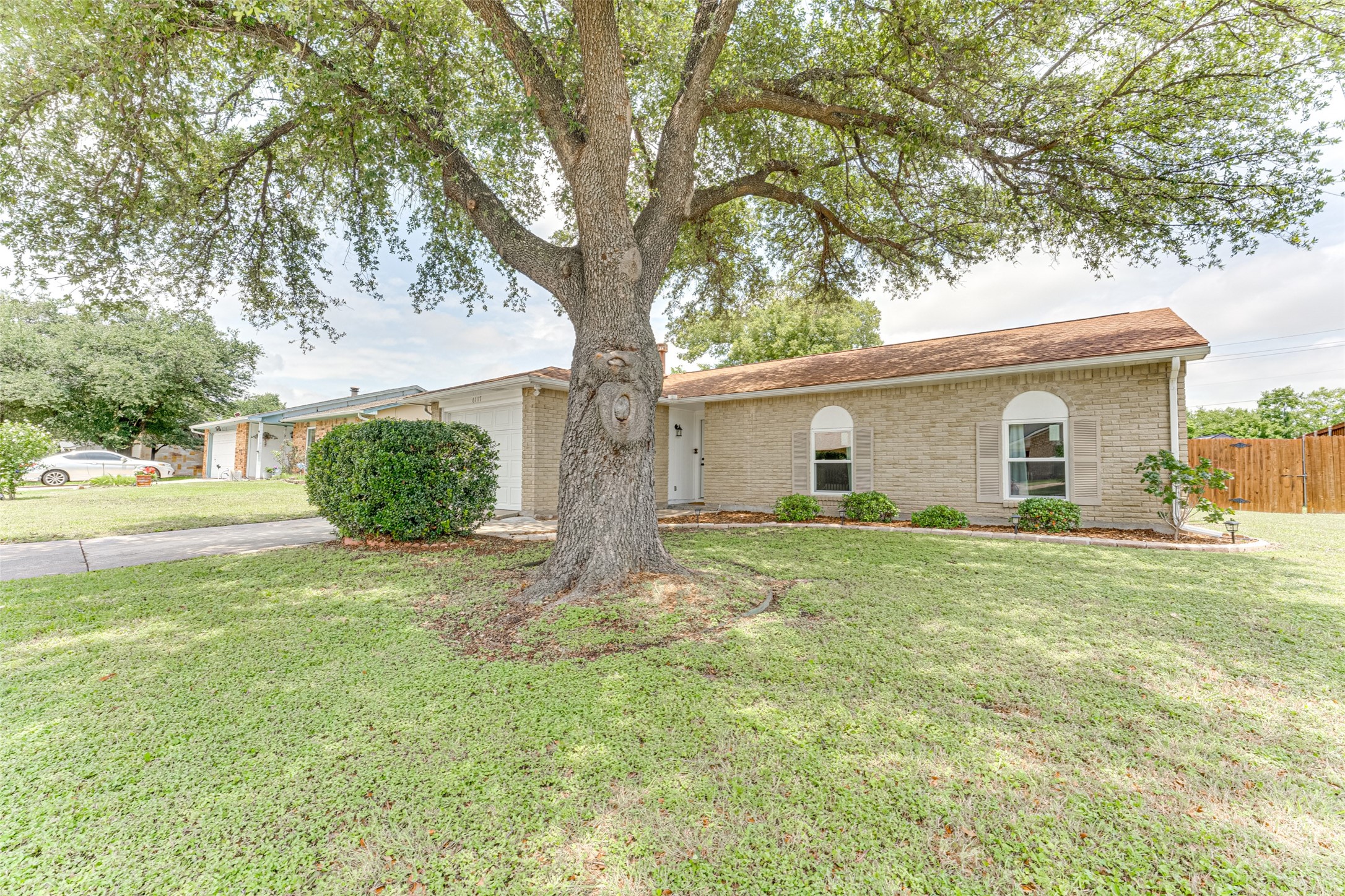 6117 Magnolia Lane
