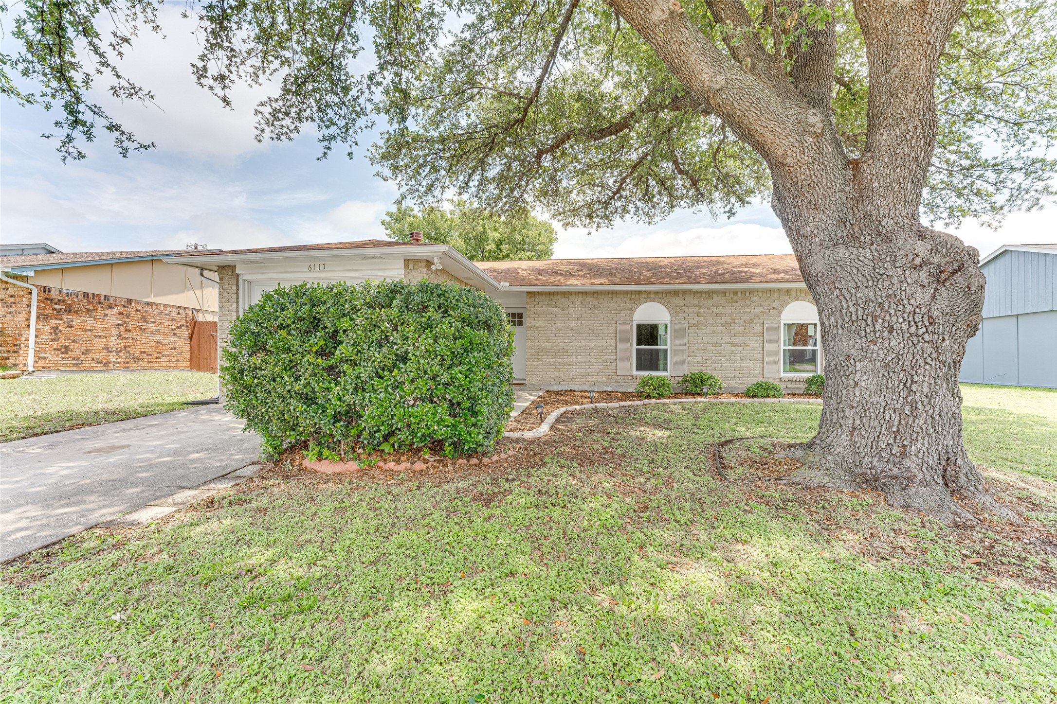 6117 Magnolia Lane