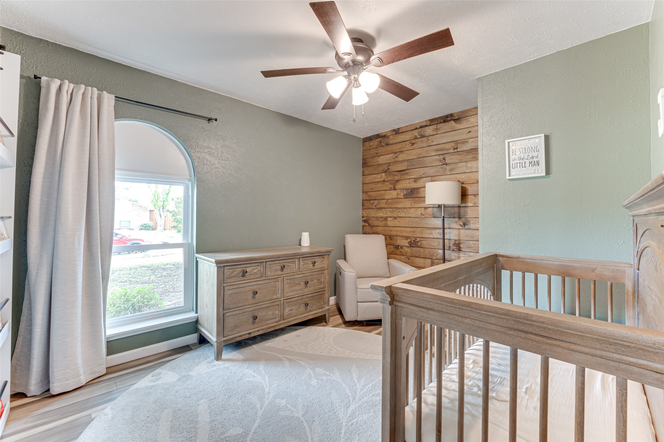 6117 Magnolia Lane