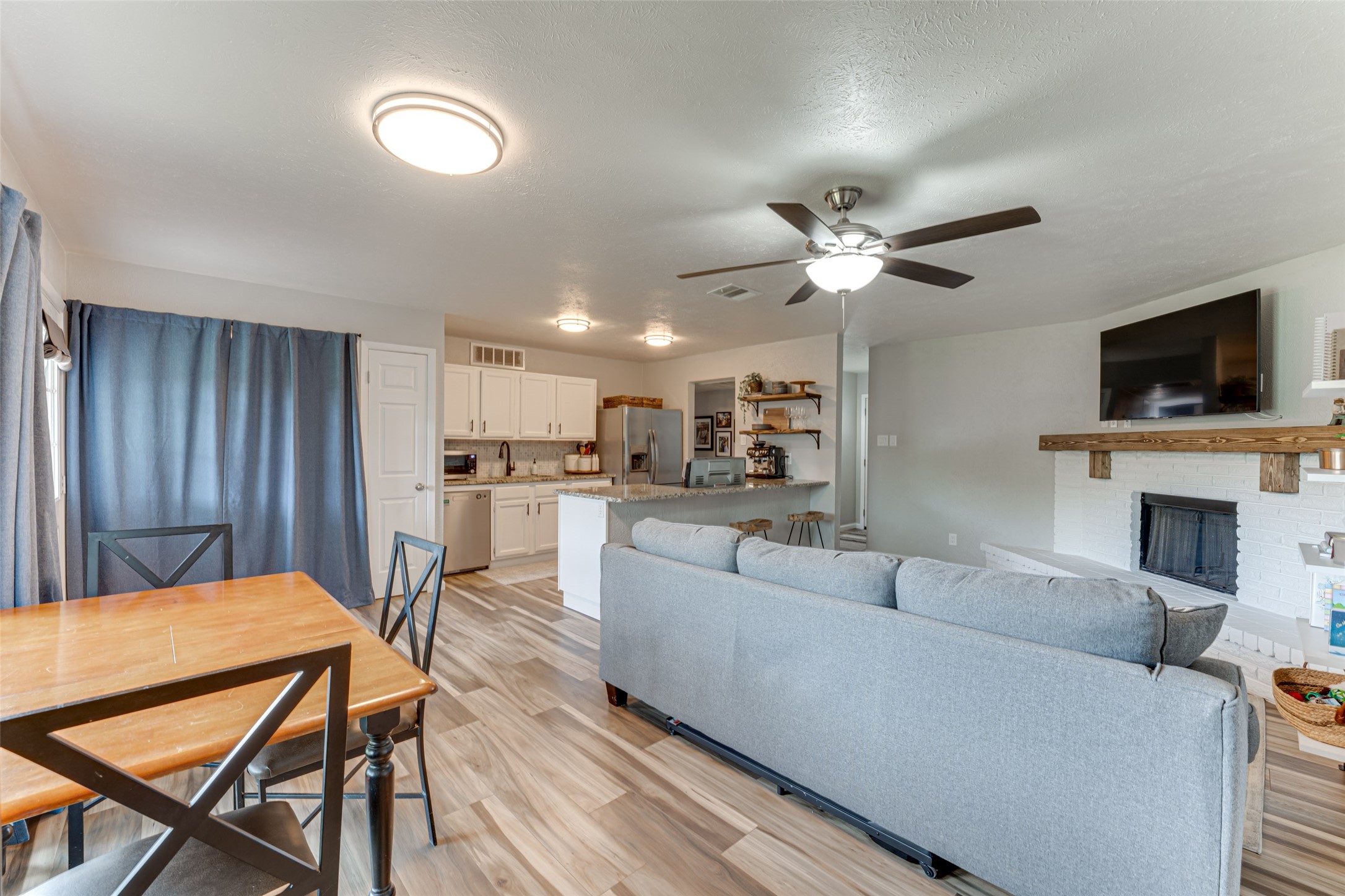 6117 Magnolia Lane