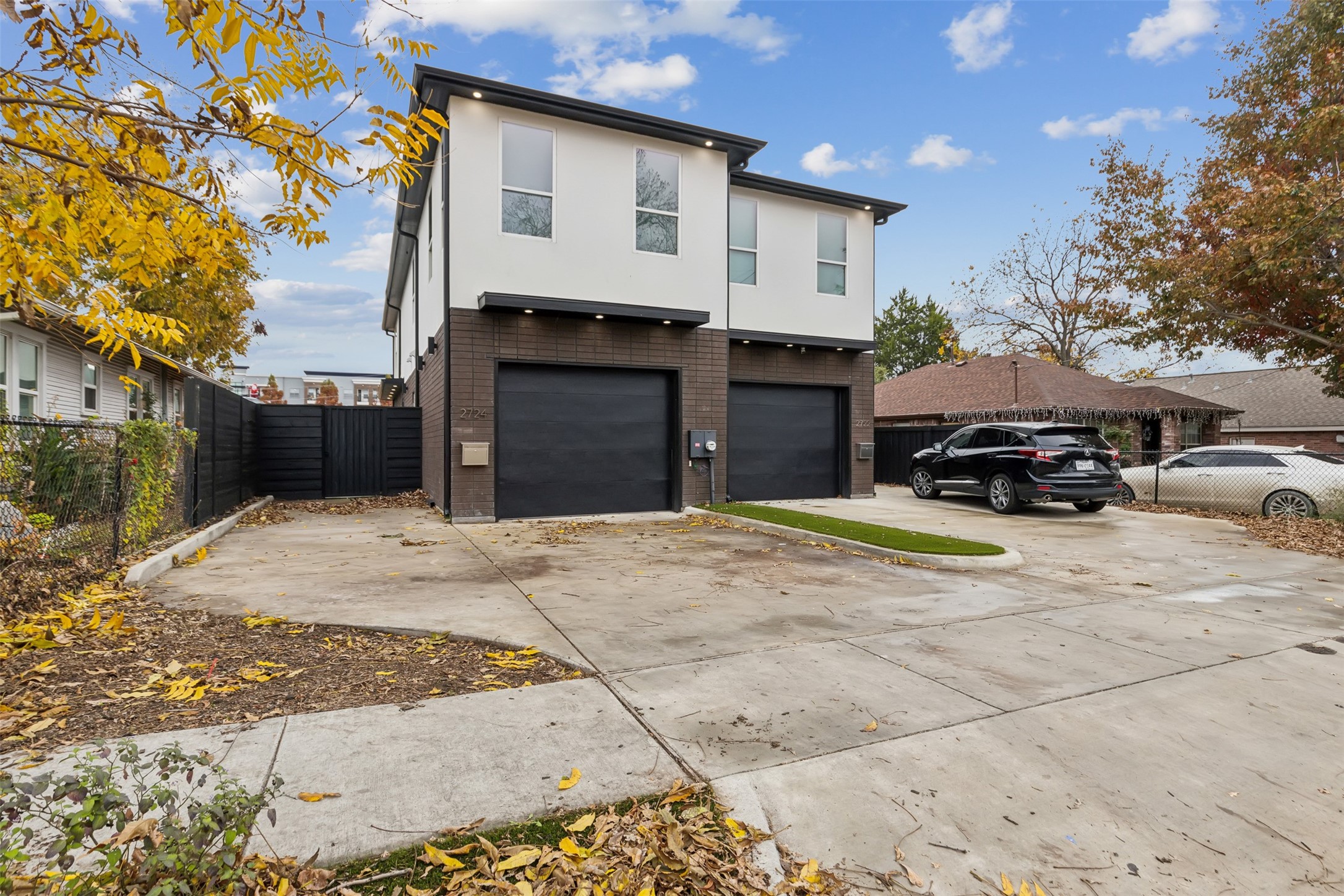 2724 Hondo