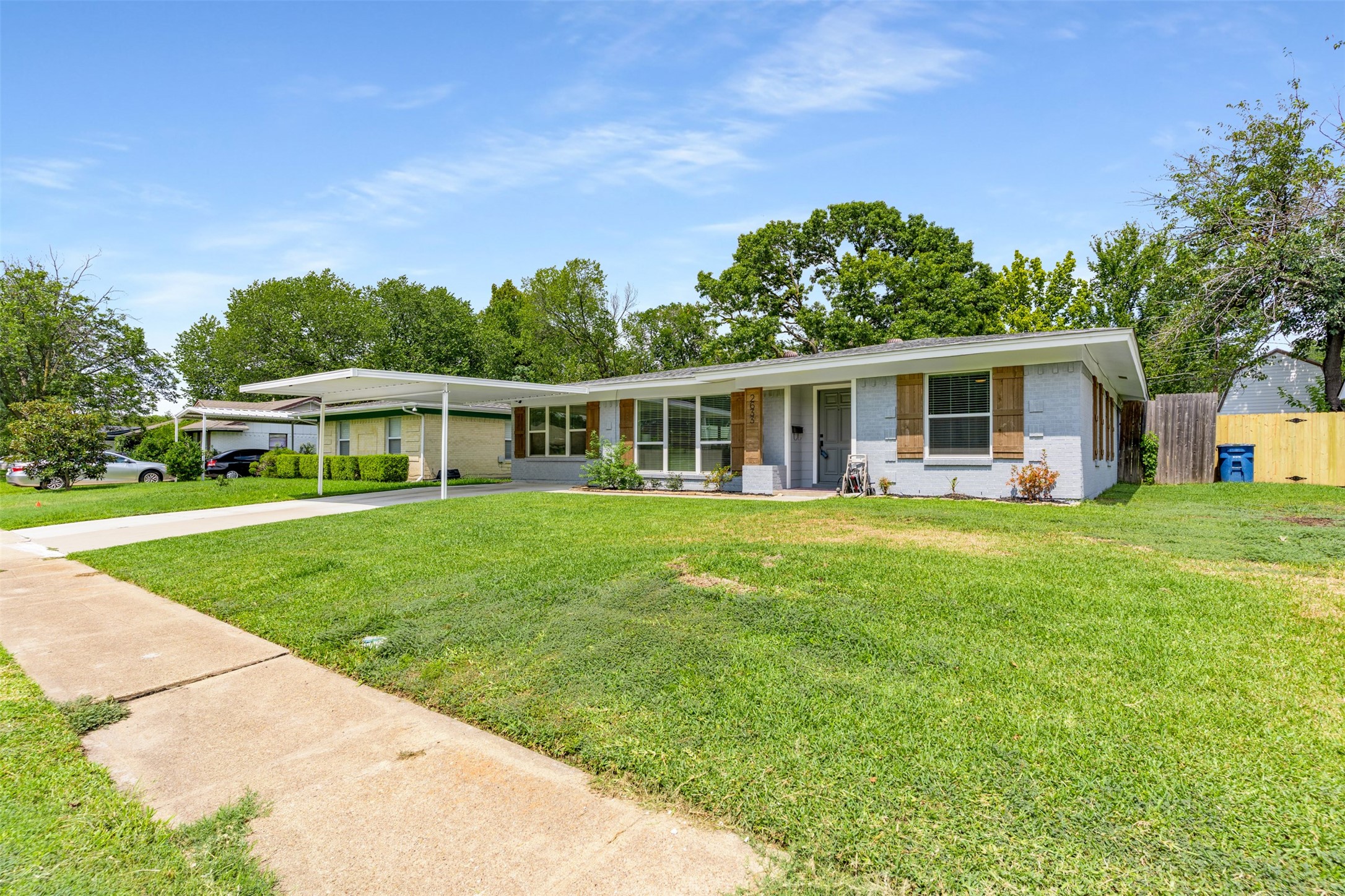 2633 Materhorn Drive