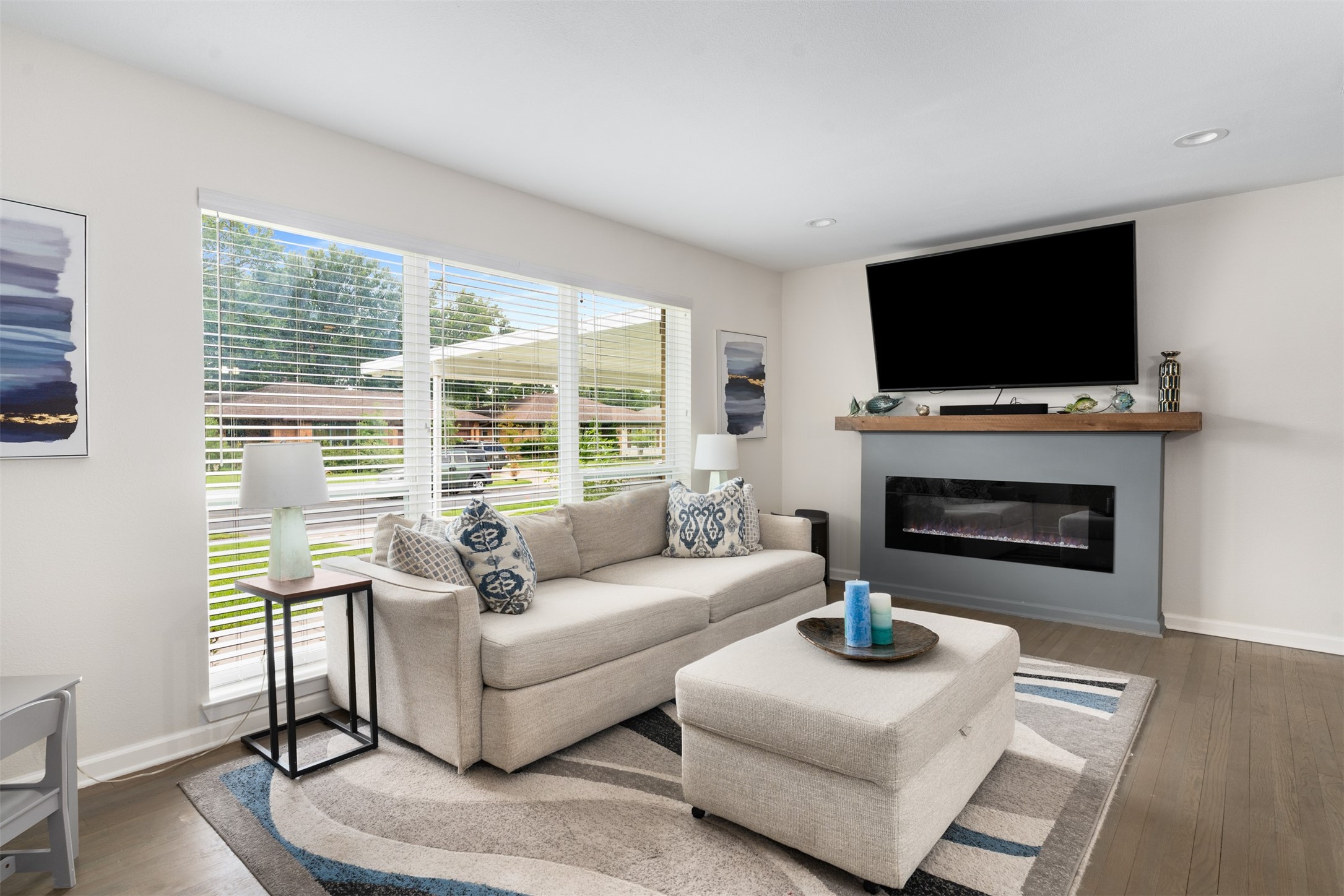 2633 Materhorn Drive