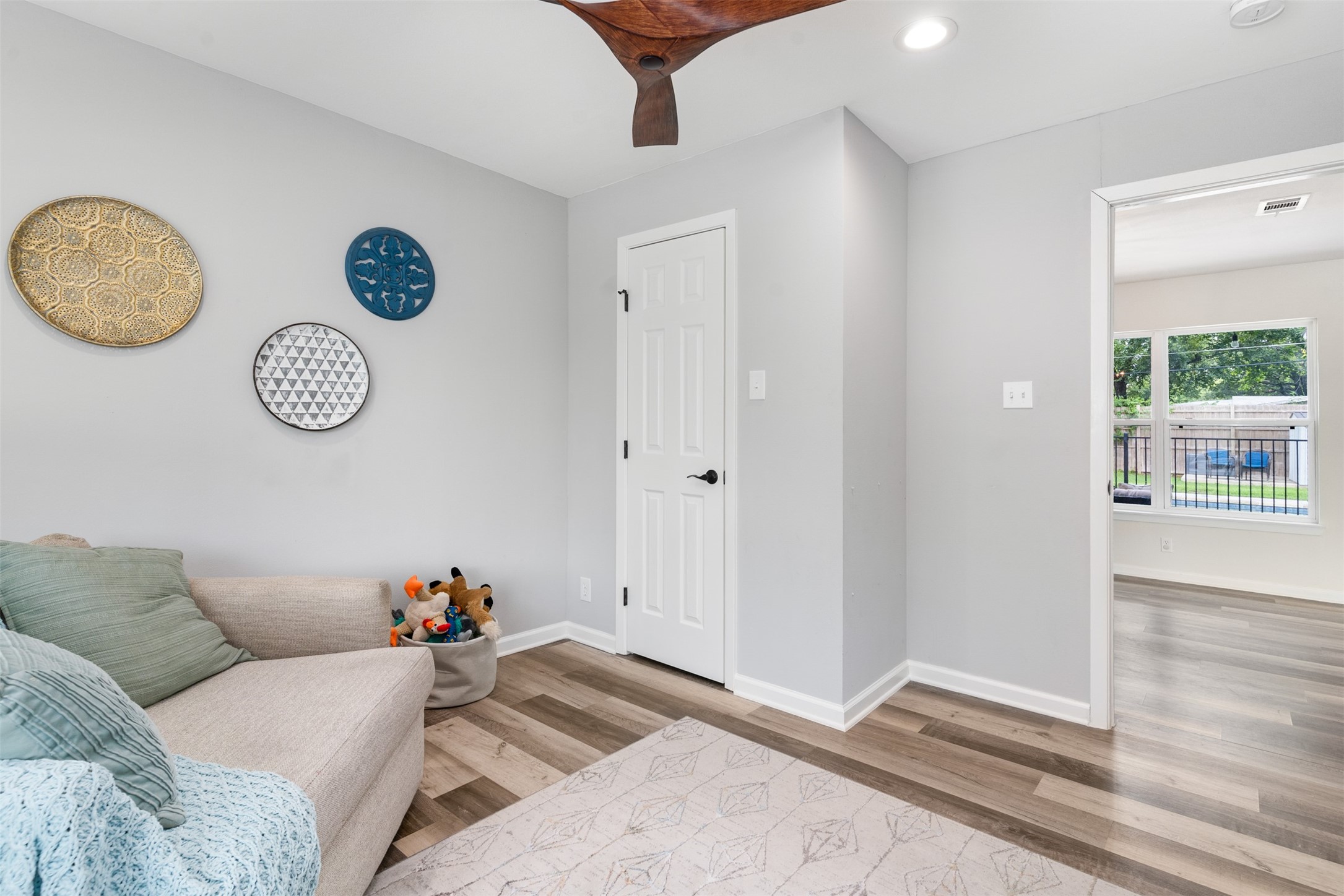 2633 Materhorn Drive