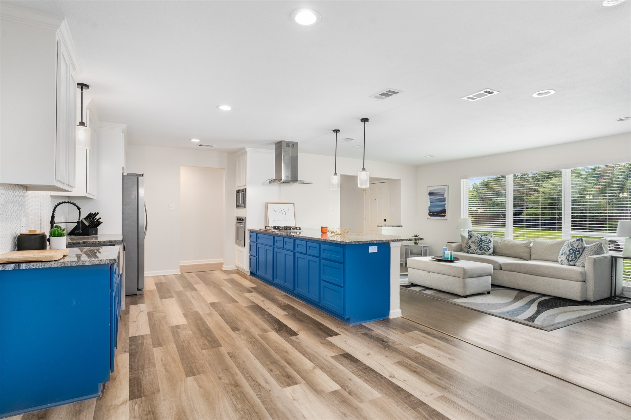 2633 Materhorn Drive