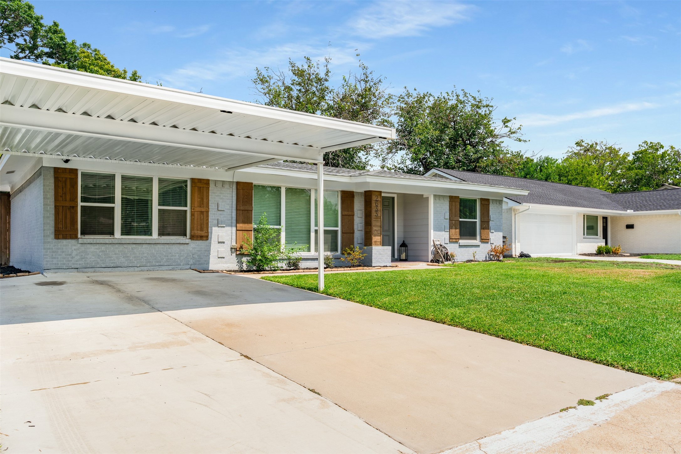 2633 Materhorn Drive