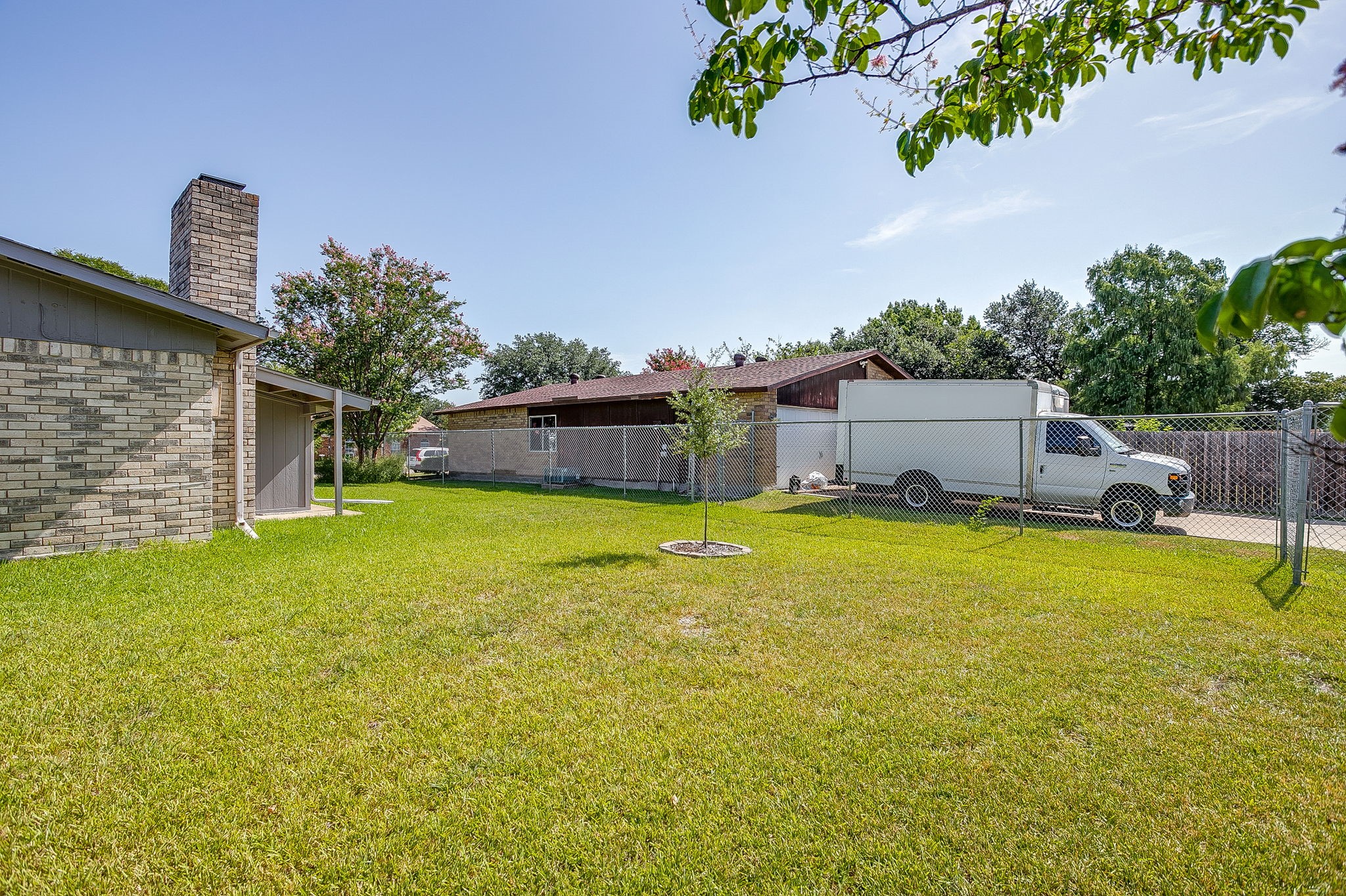 4610 Bridgeport Drive