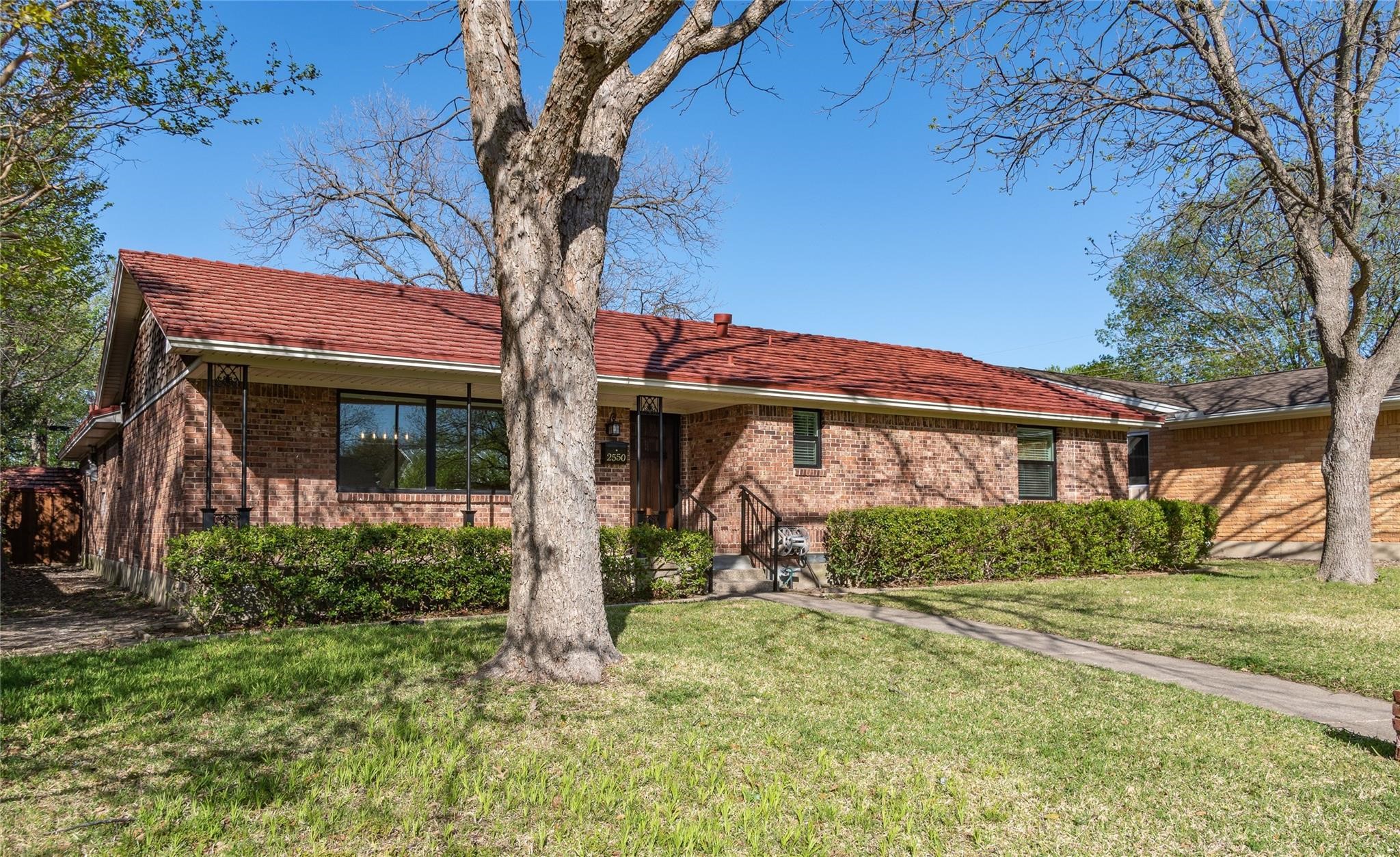 2550 Norsworthy Drive