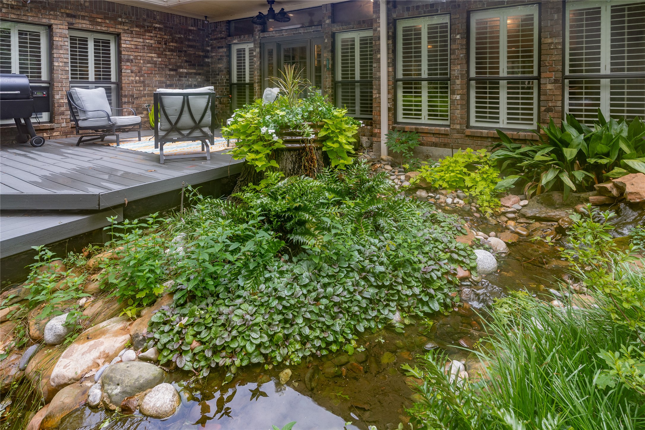 6713 Clear Springs Circle