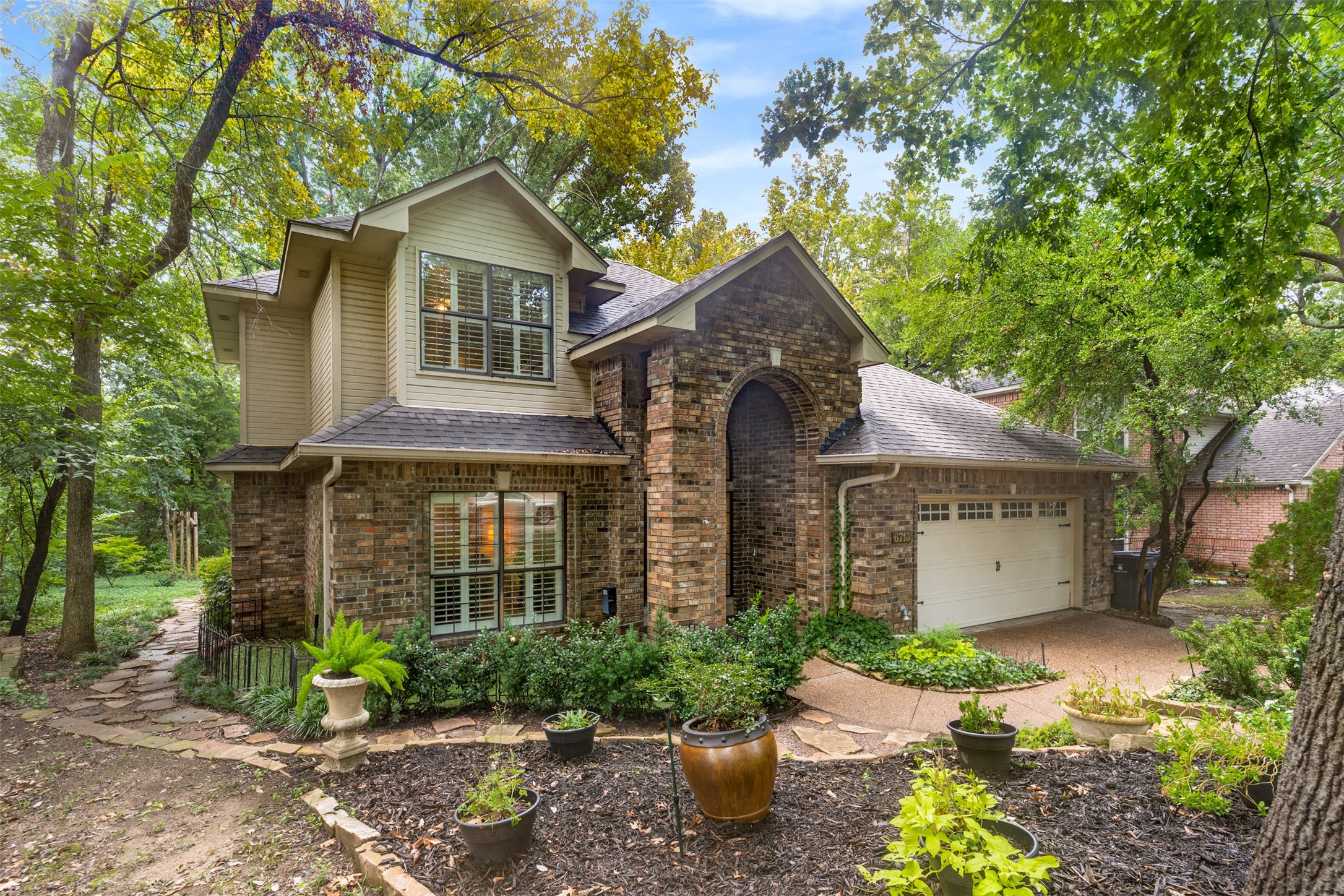 6713 Clear Springs Circle