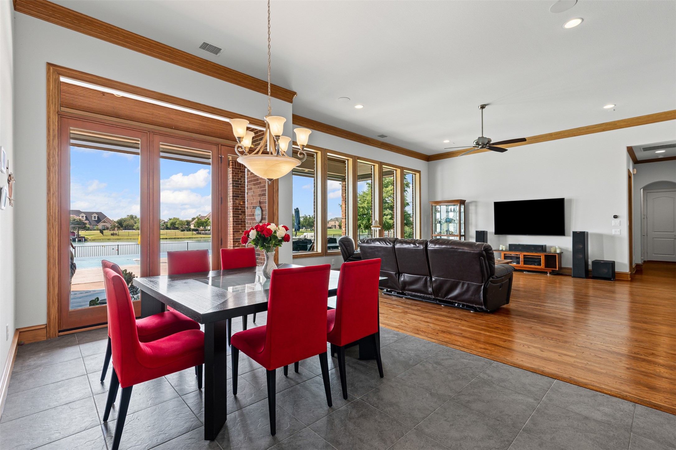 424 Red Buoy Cove