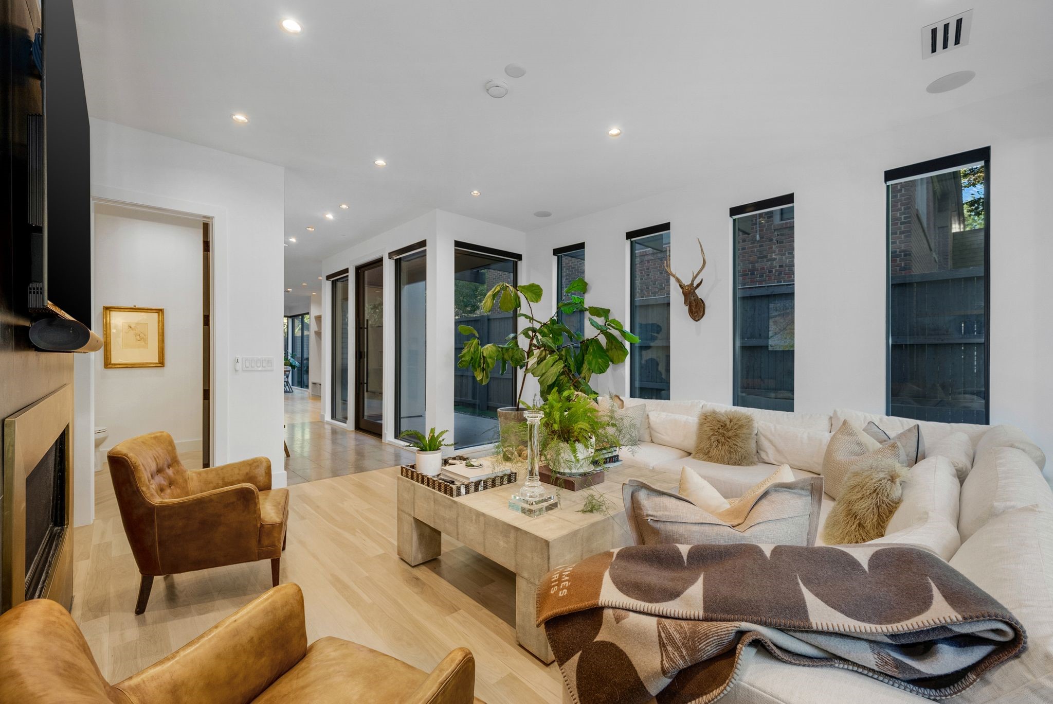 4214 Hawthorne Avenue