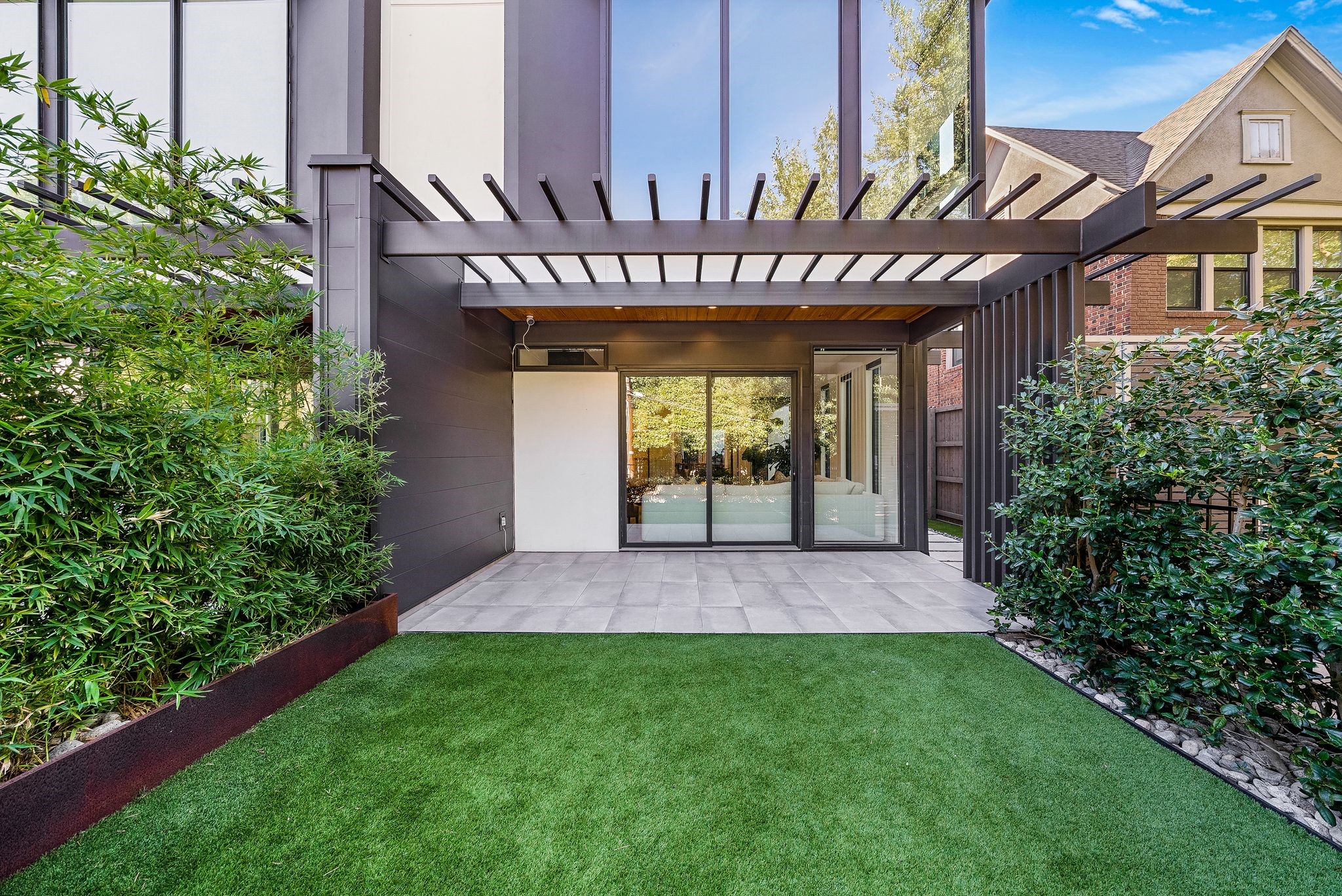 4214 Hawthorne Avenue