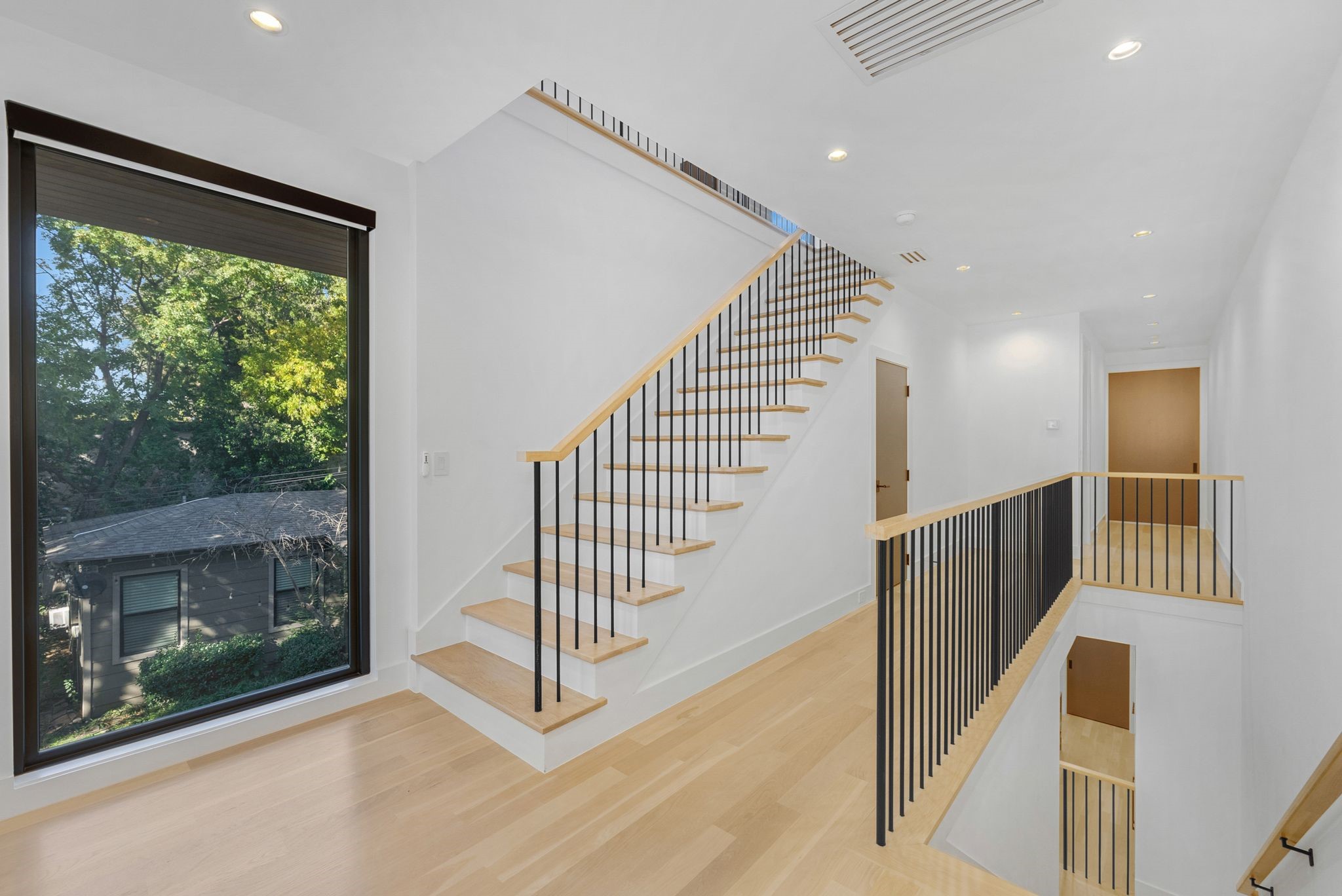 4214 Hawthorne Avenue