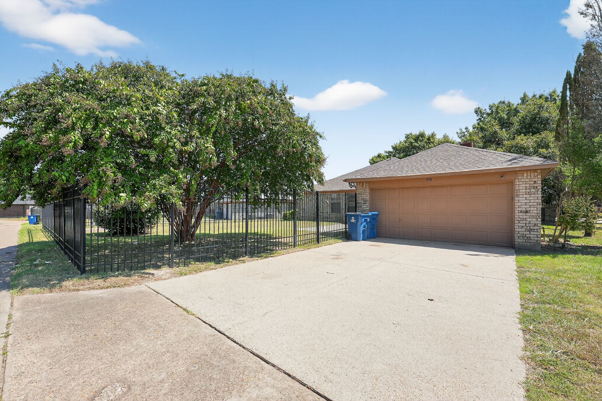 904 Breckenridge Drive