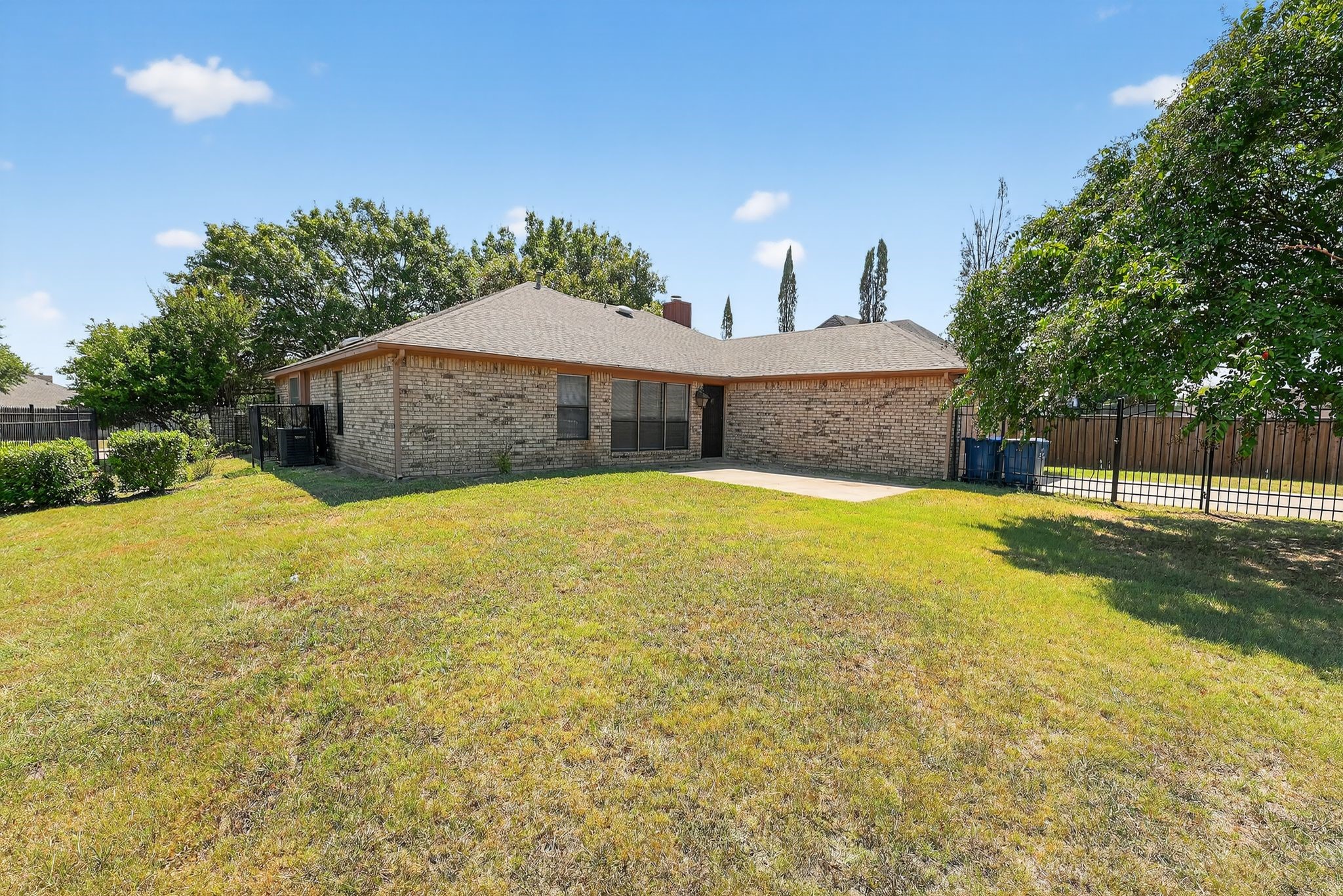 904 Breckenridge Drive
