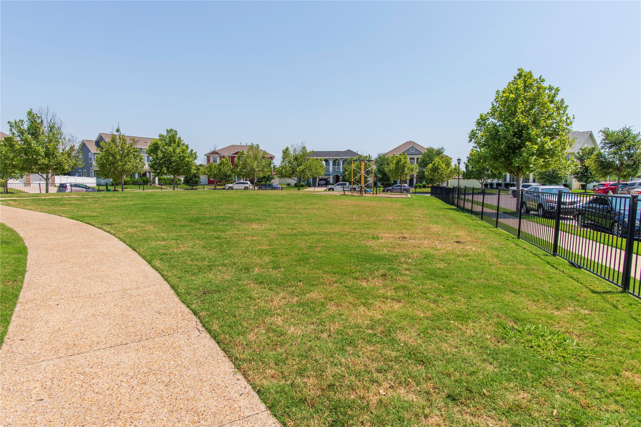 2329 Telfair Way