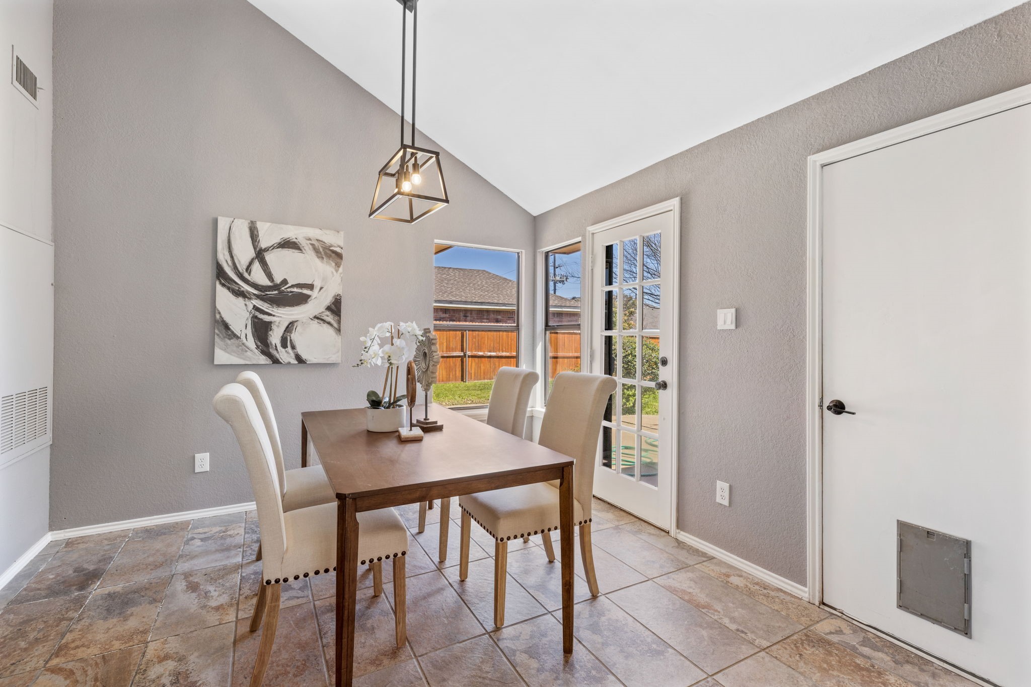 1530 Gardenia Drive