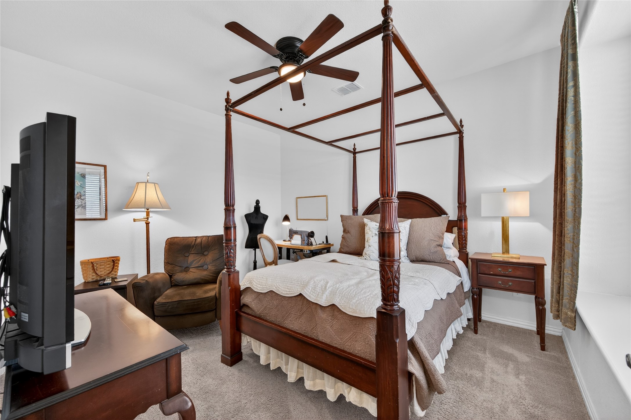9300 Silver Dollar Drive