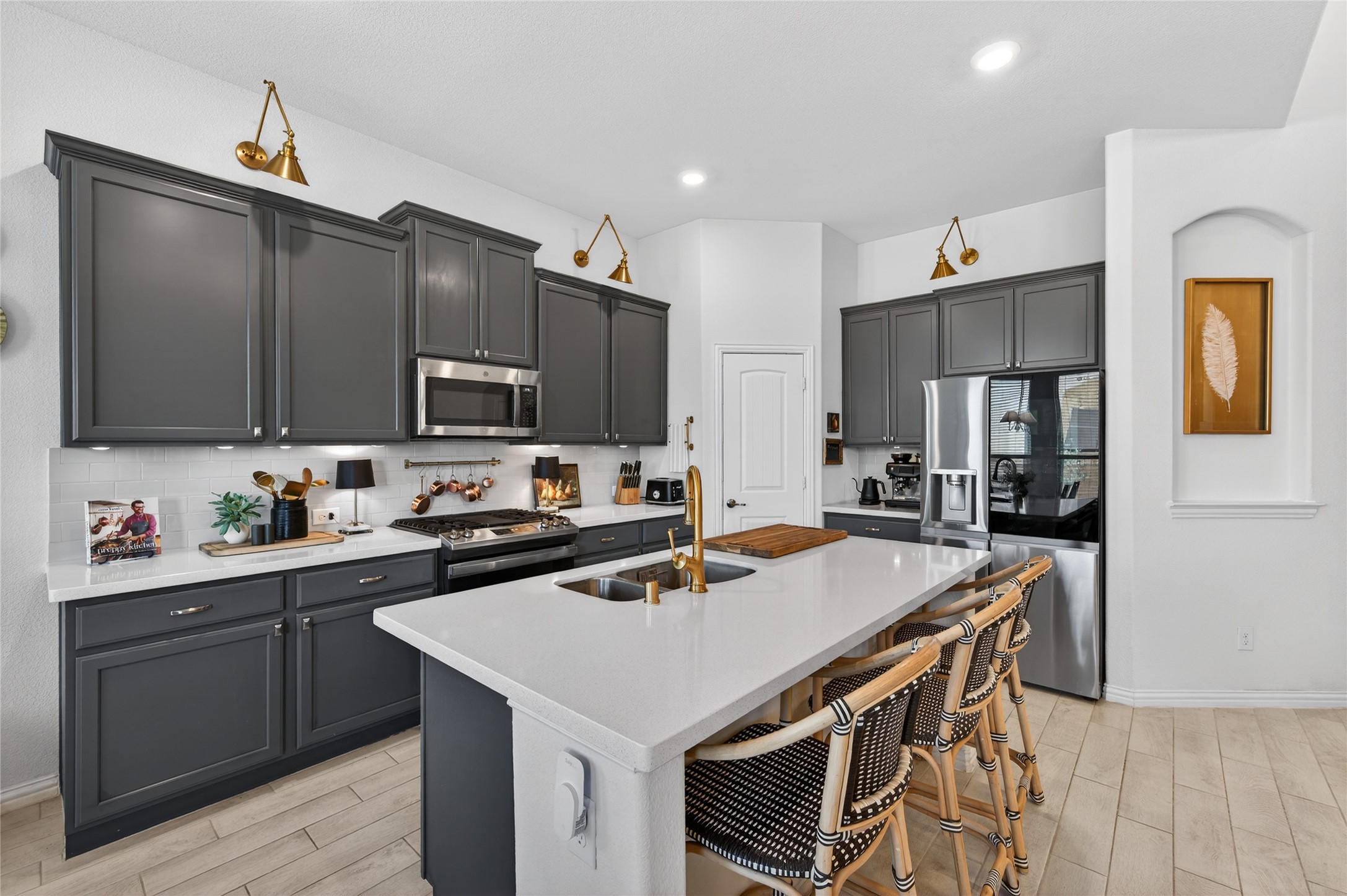 9300 Silver Dollar Drive