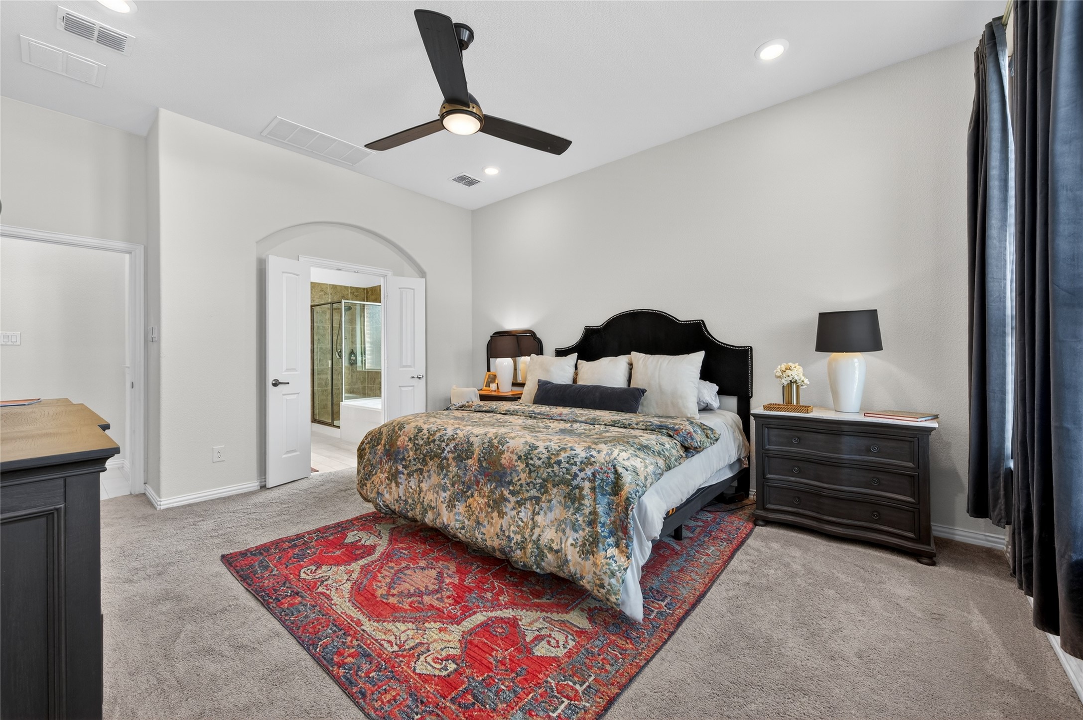 9300 Silver Dollar Drive