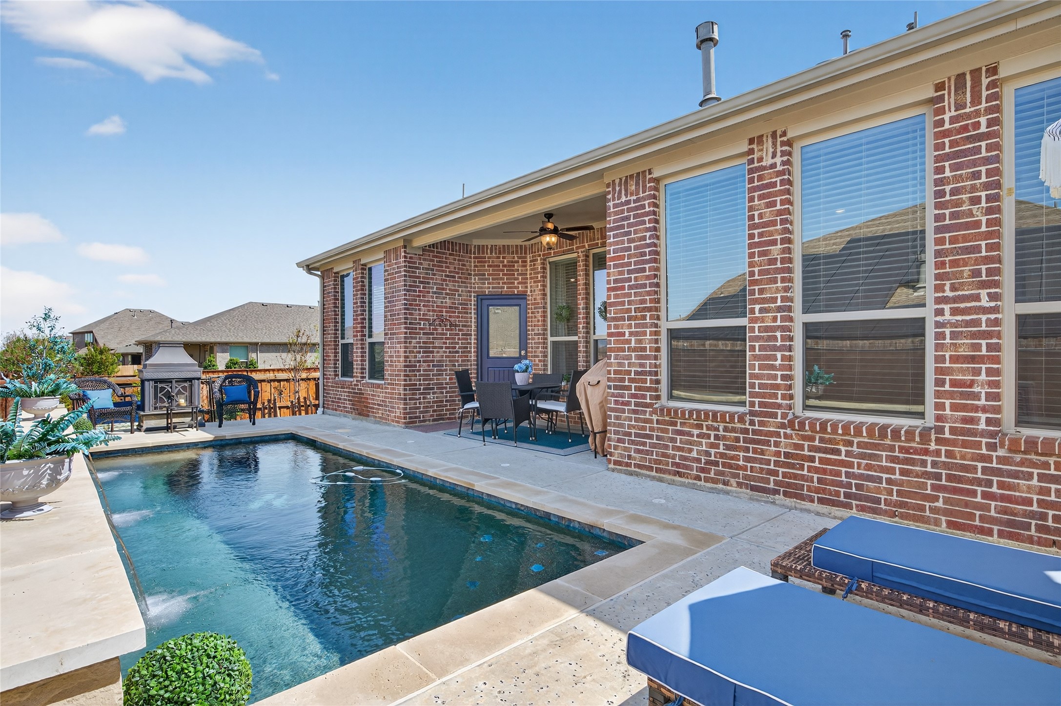 9300 Silver Dollar Drive