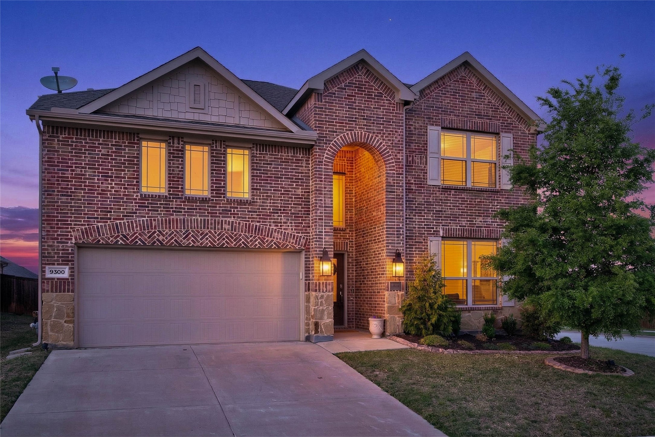 9300 Silver Dollar Drive