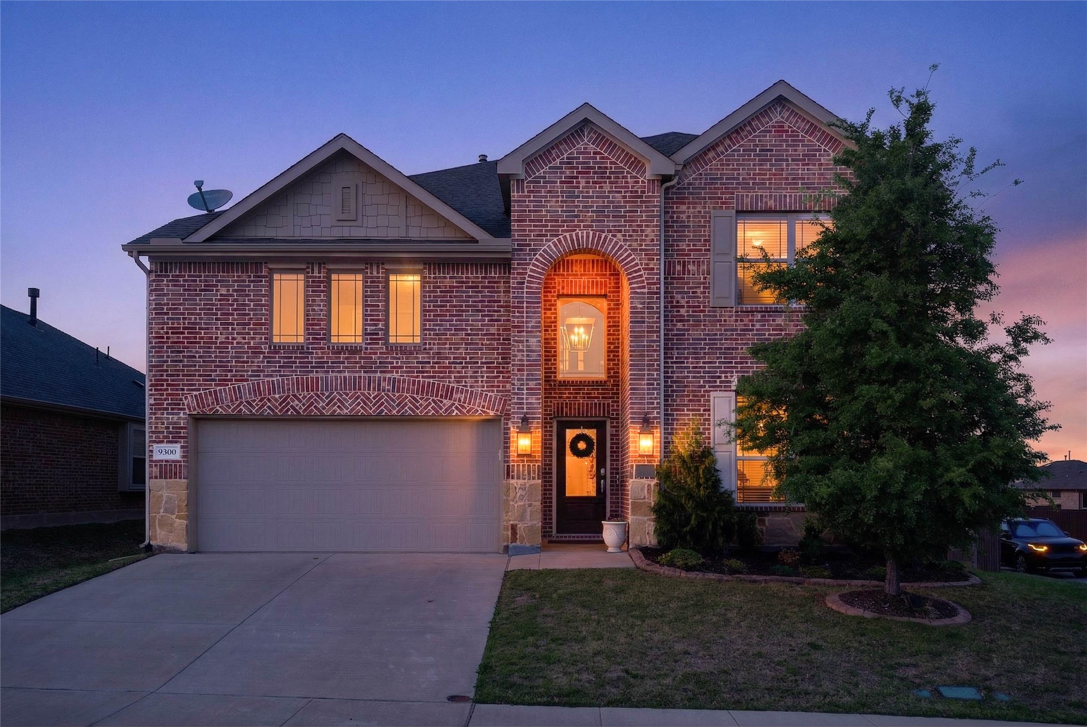 9300 Silver Dollar Drive