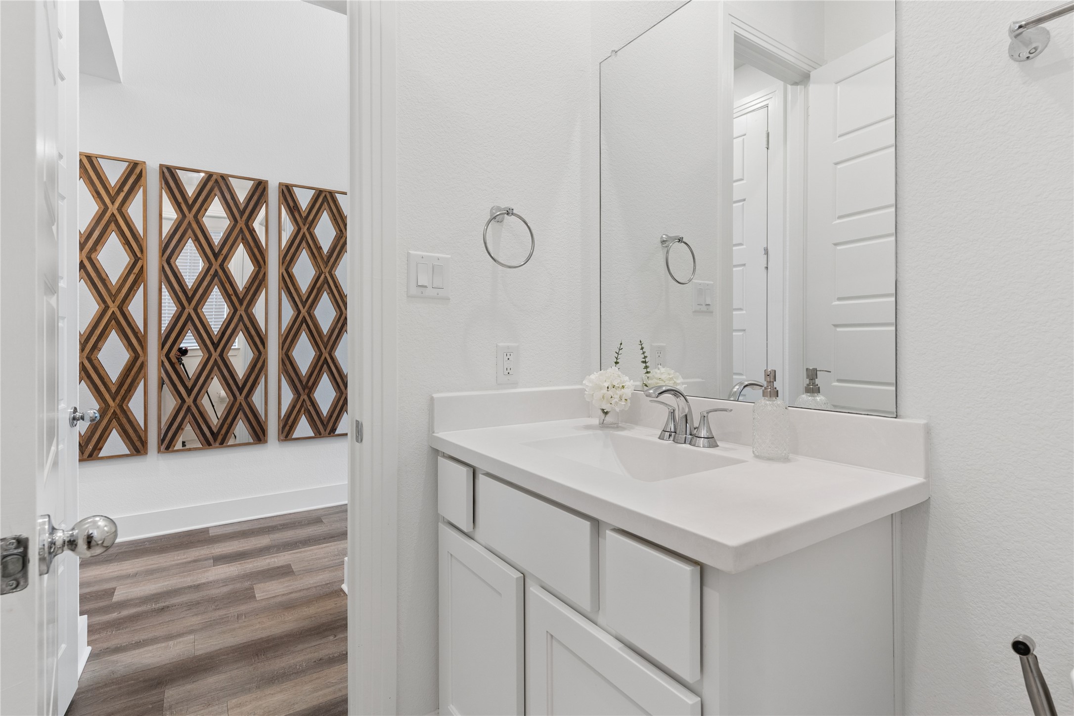 4731 Firewheel Court