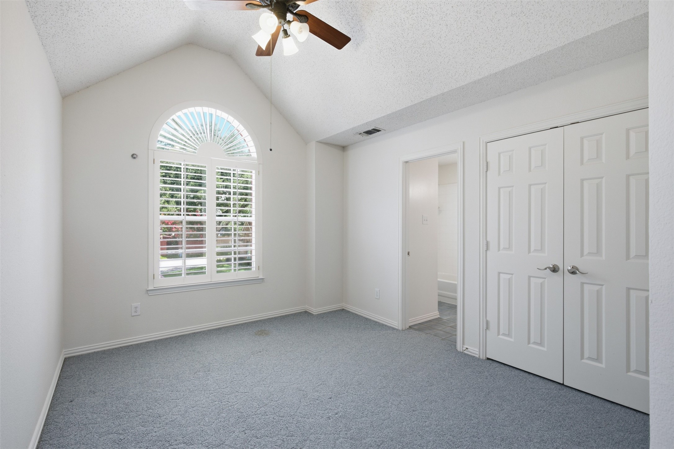 14584 Blueberry Court