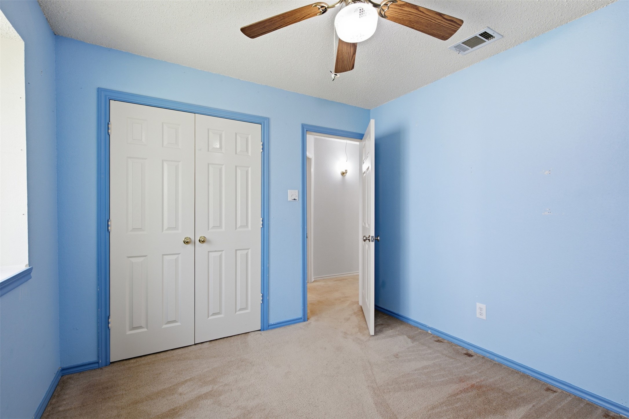 140 Woodcreek Drive