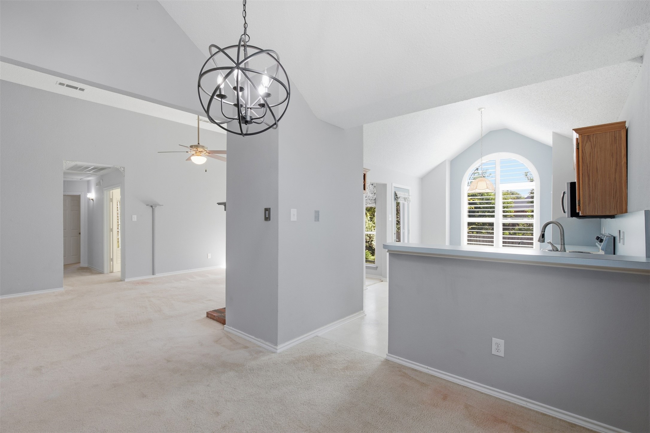 140 Woodcreek Drive
