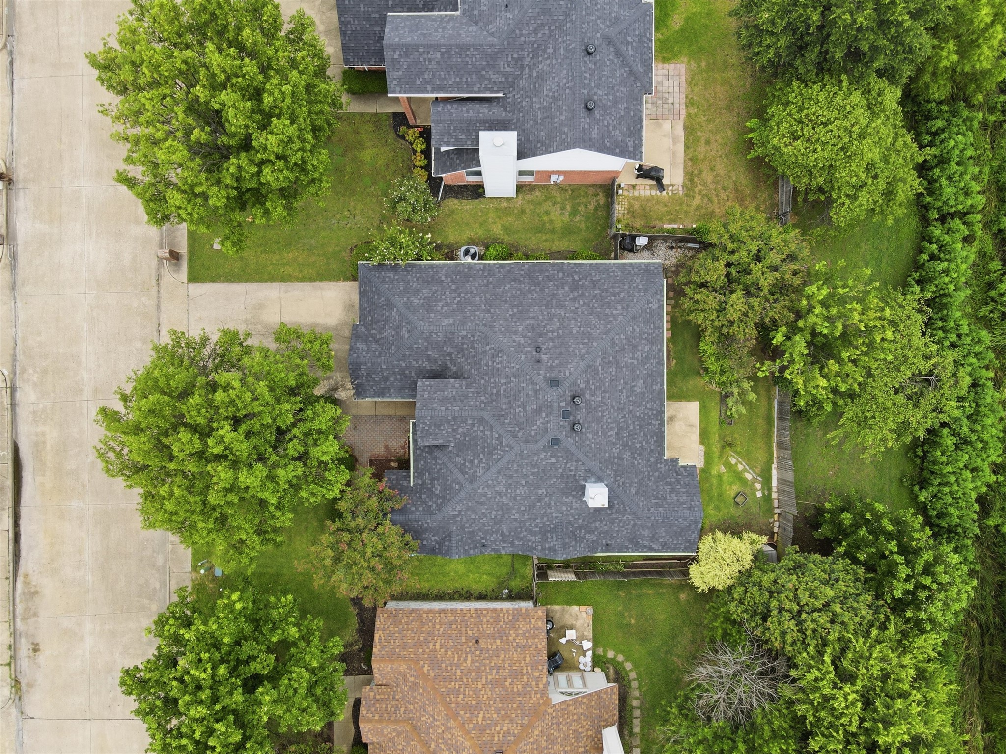 140 Woodcreek Drive