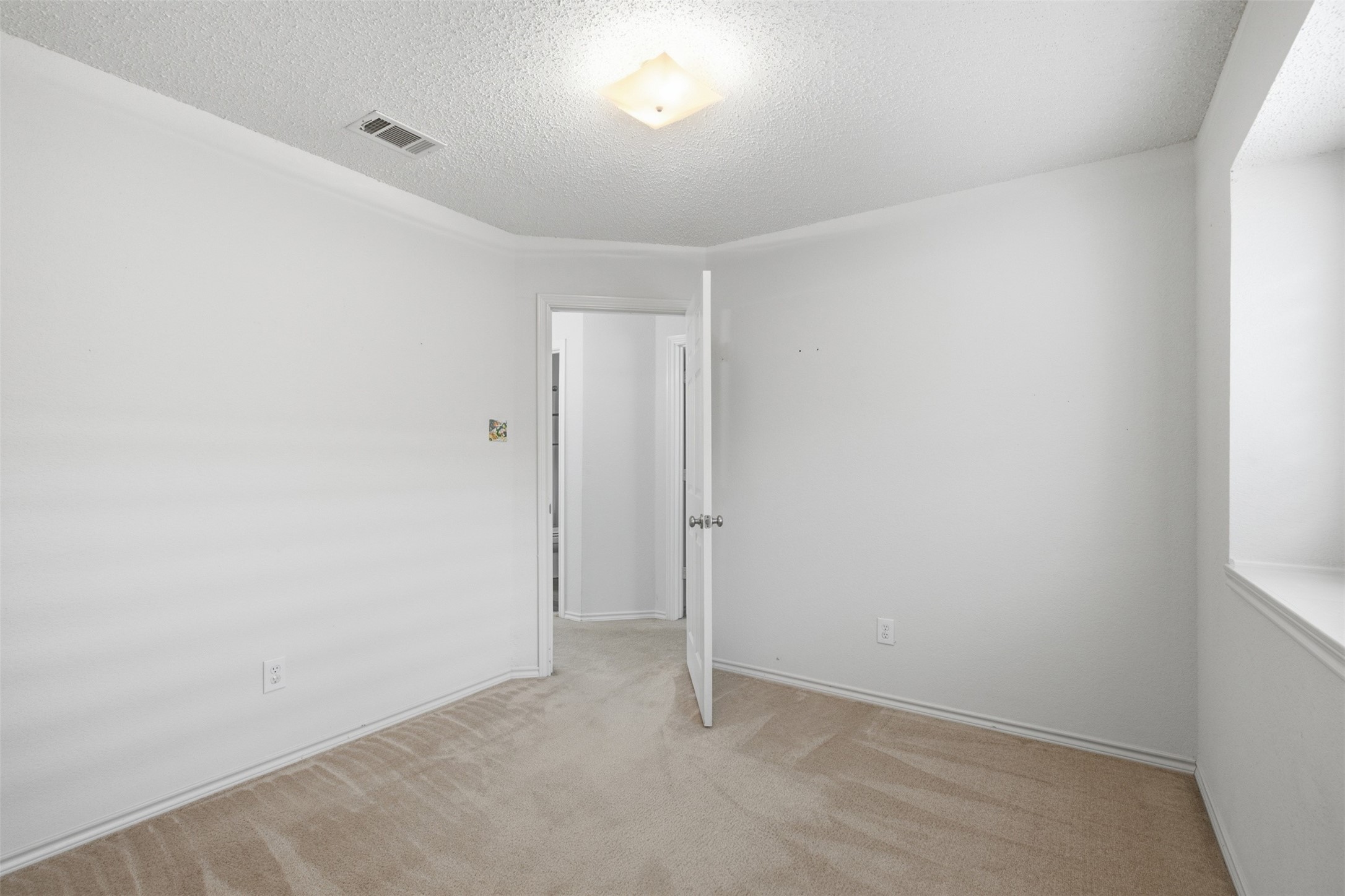 140 Woodcreek Drive