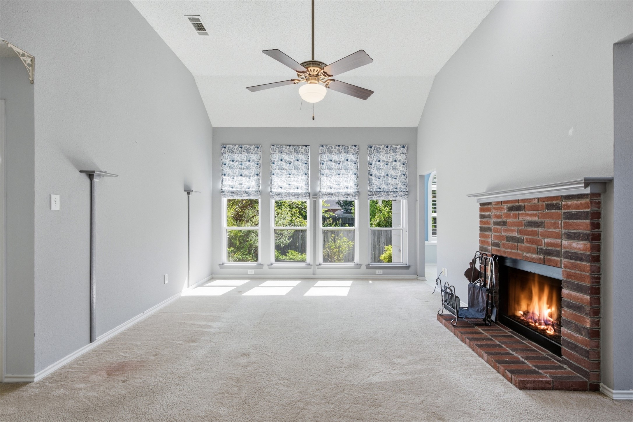 140 Woodcreek Drive
