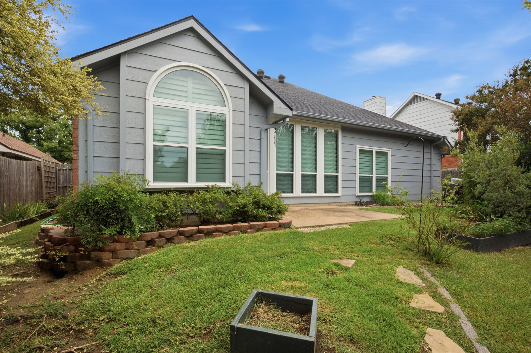 140 Woodcreek Drive
