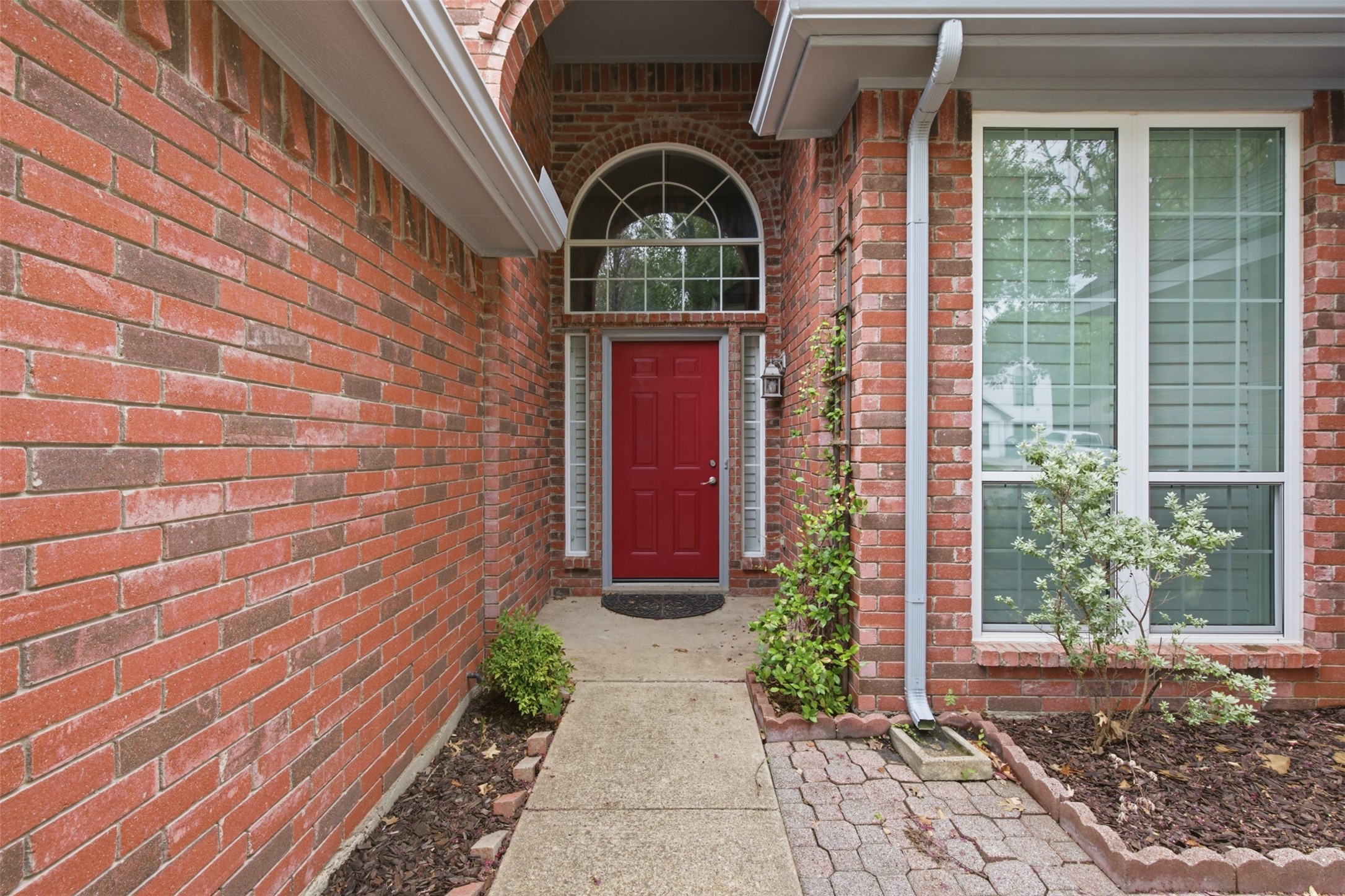 140 Woodcreek Drive