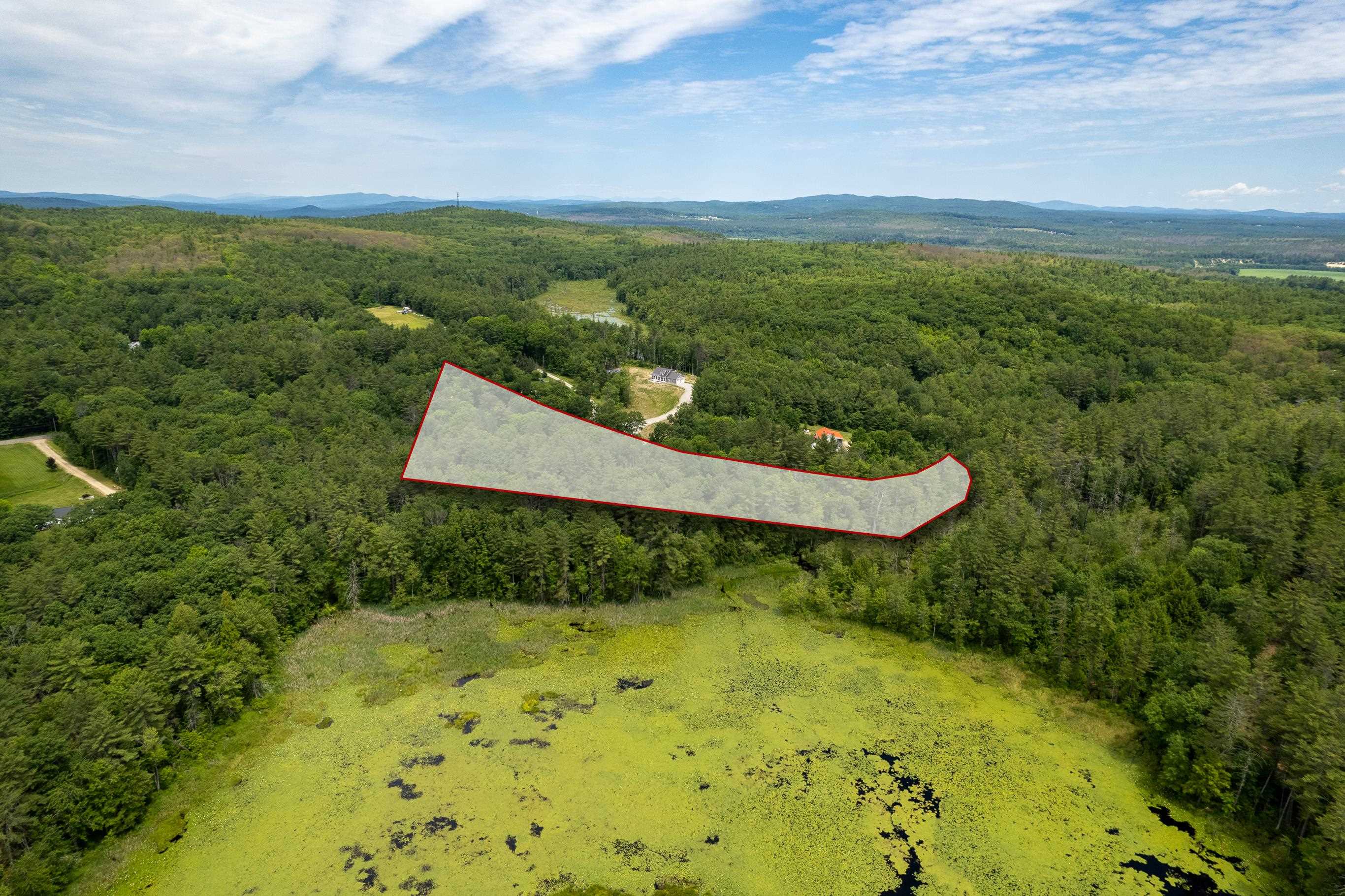 83 61 0 Queen Street