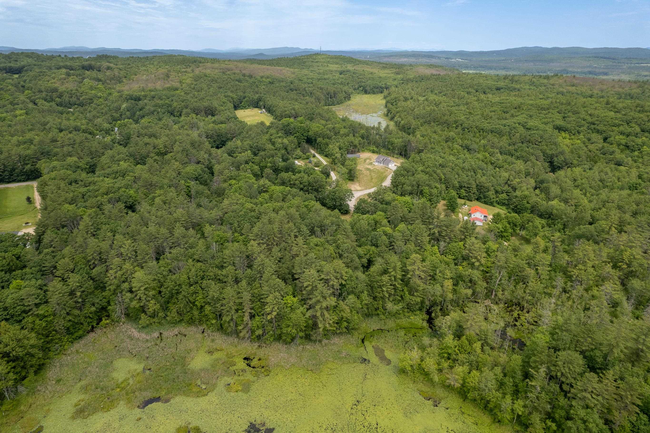 83 61 0 Queen Street