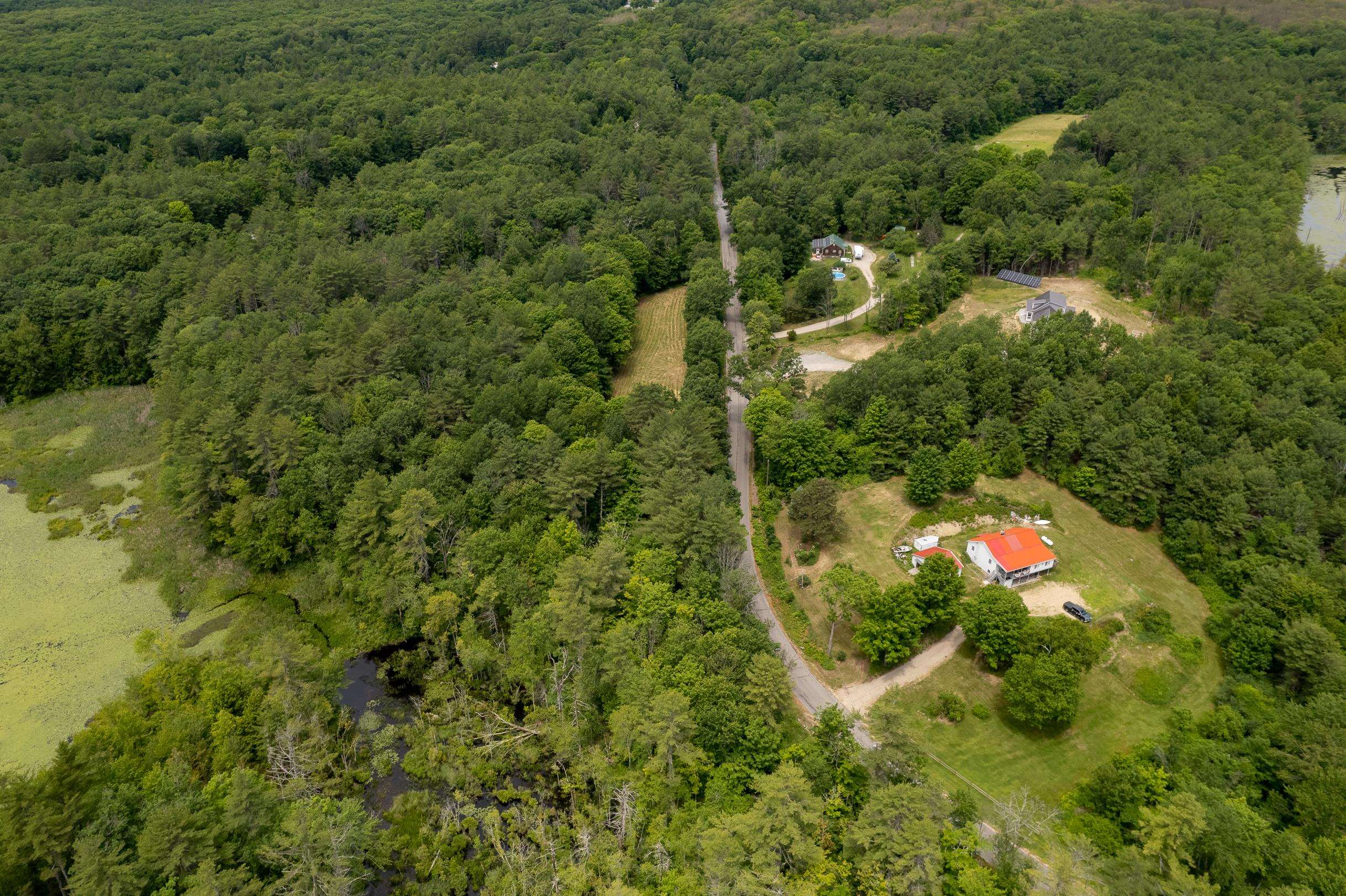 83 61 0 Queen Street