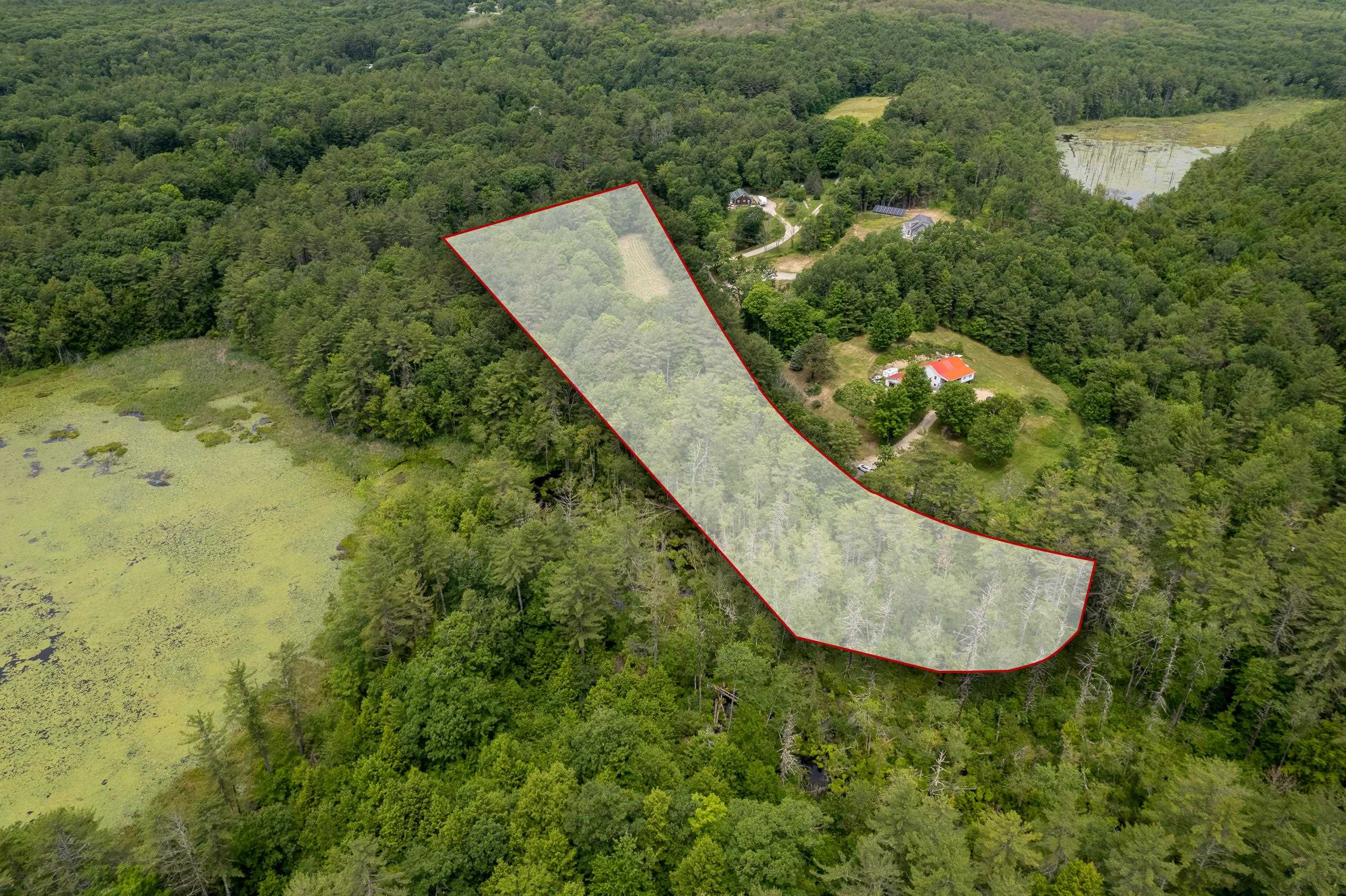 83 61 0 Queen Street