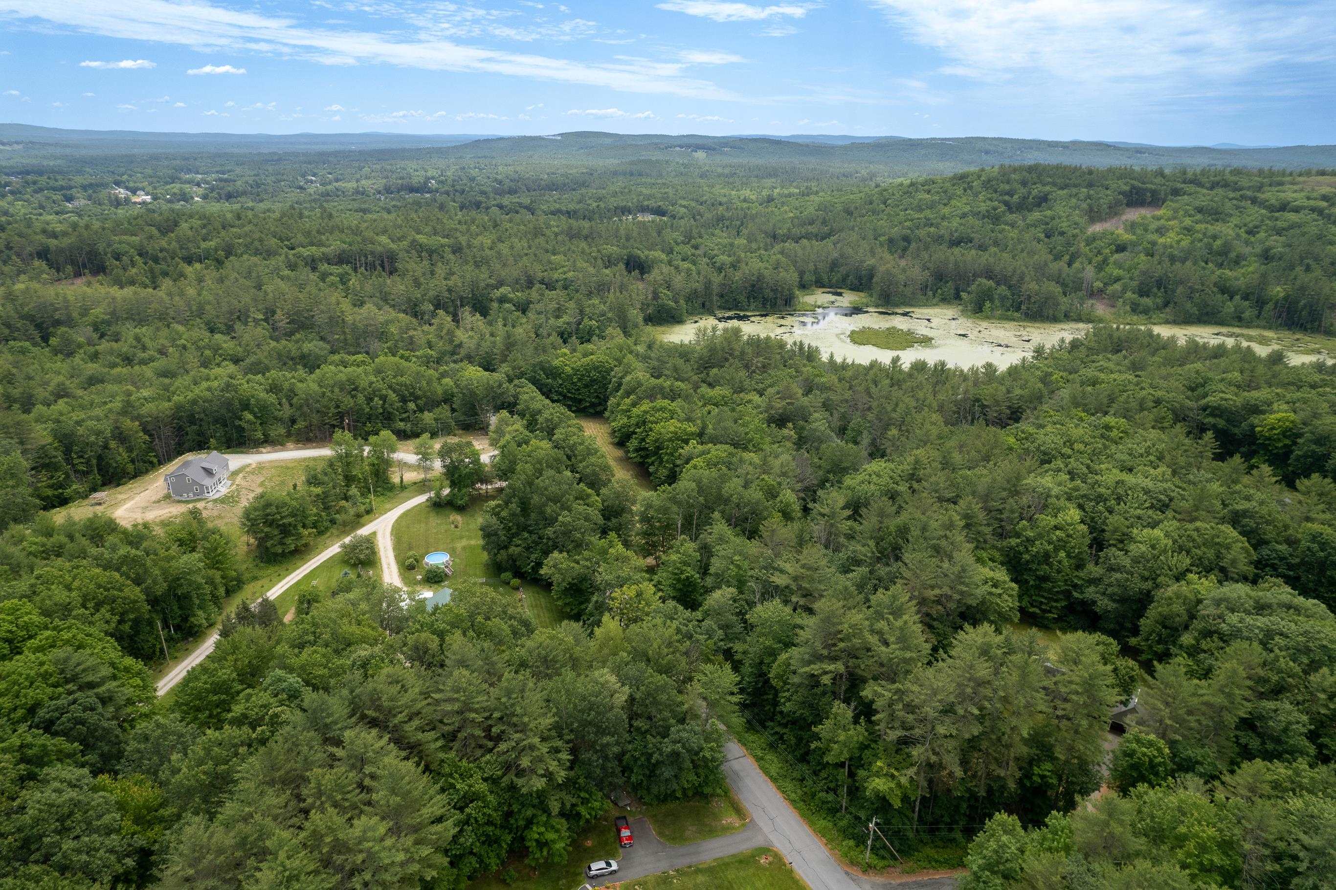 83 61 0 Queen Street